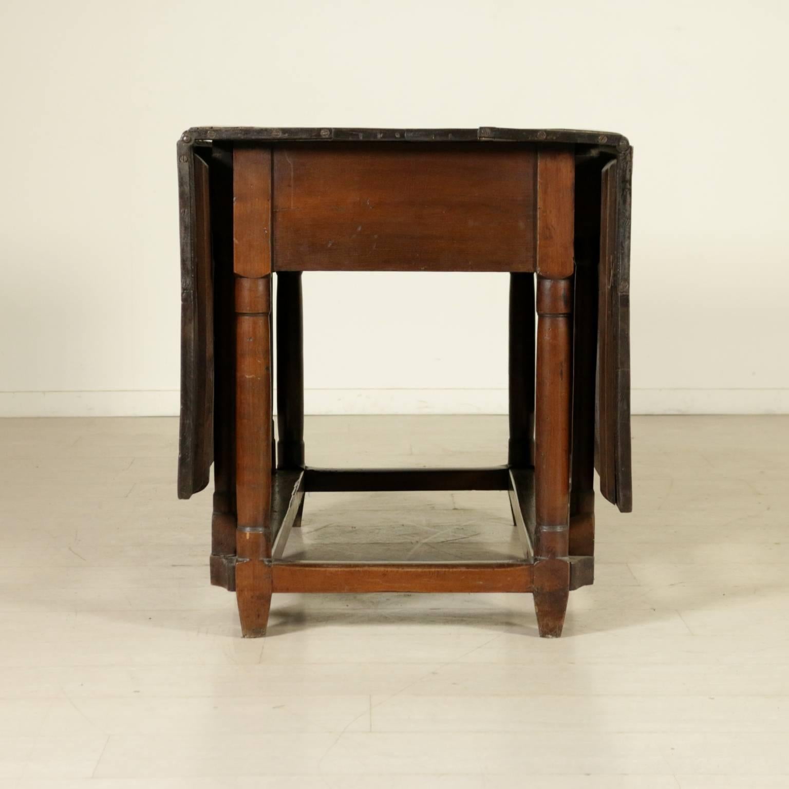 English Oak Drop Flap Table Manufactured in England, 19th Century 3