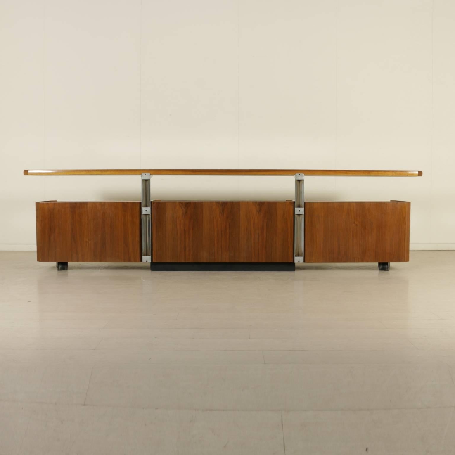 Cabinet by Osvaldo Borsani for Tecno with Side Elements Vintage Italy, 1960s 1
