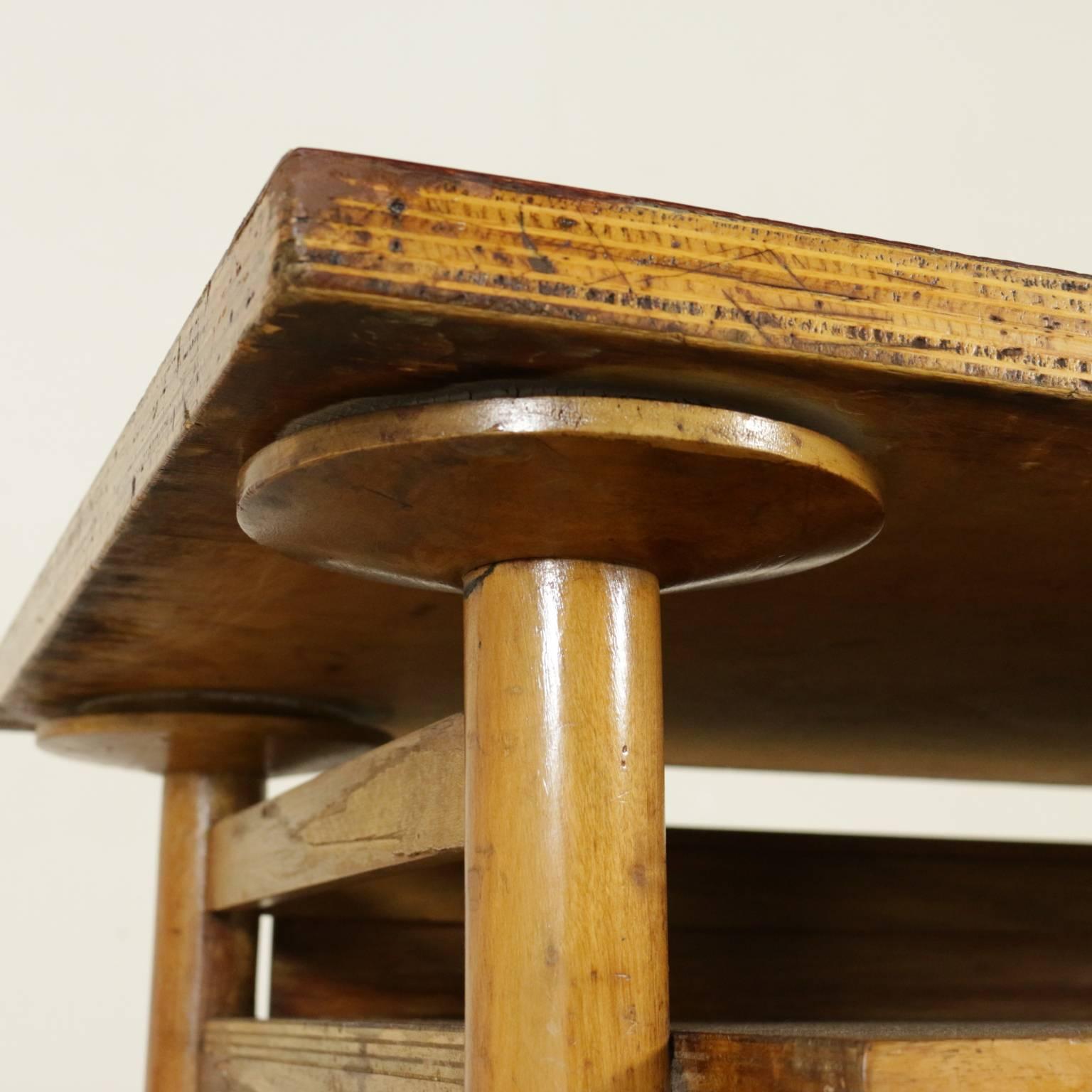 Desk Maple Beech Veneer Vintage Manufactured in Italy, 1950s 2