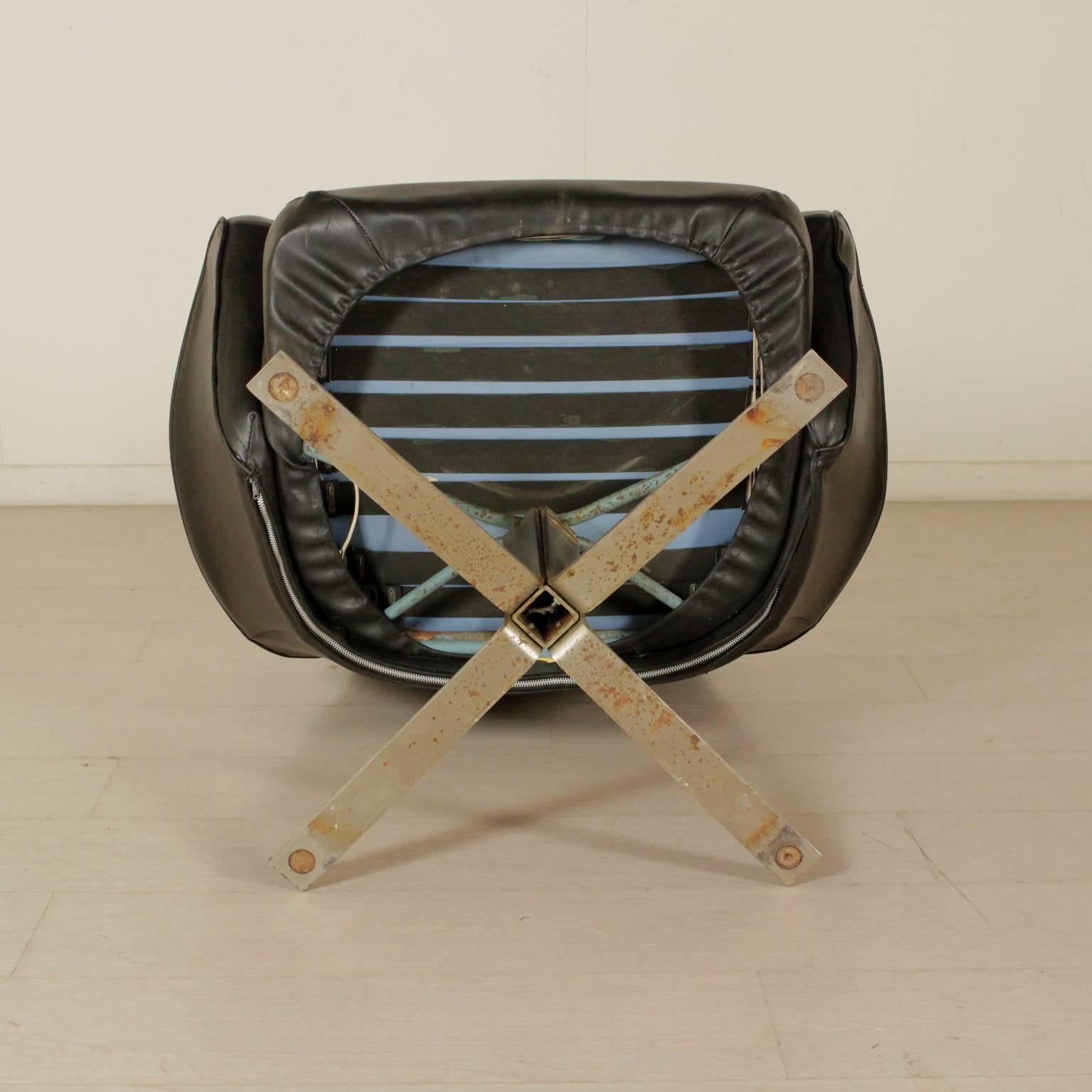 Swivel Armchair by Moscatelli for Forma Nova Metal Foam Leatherette, 1960s-1970s 1