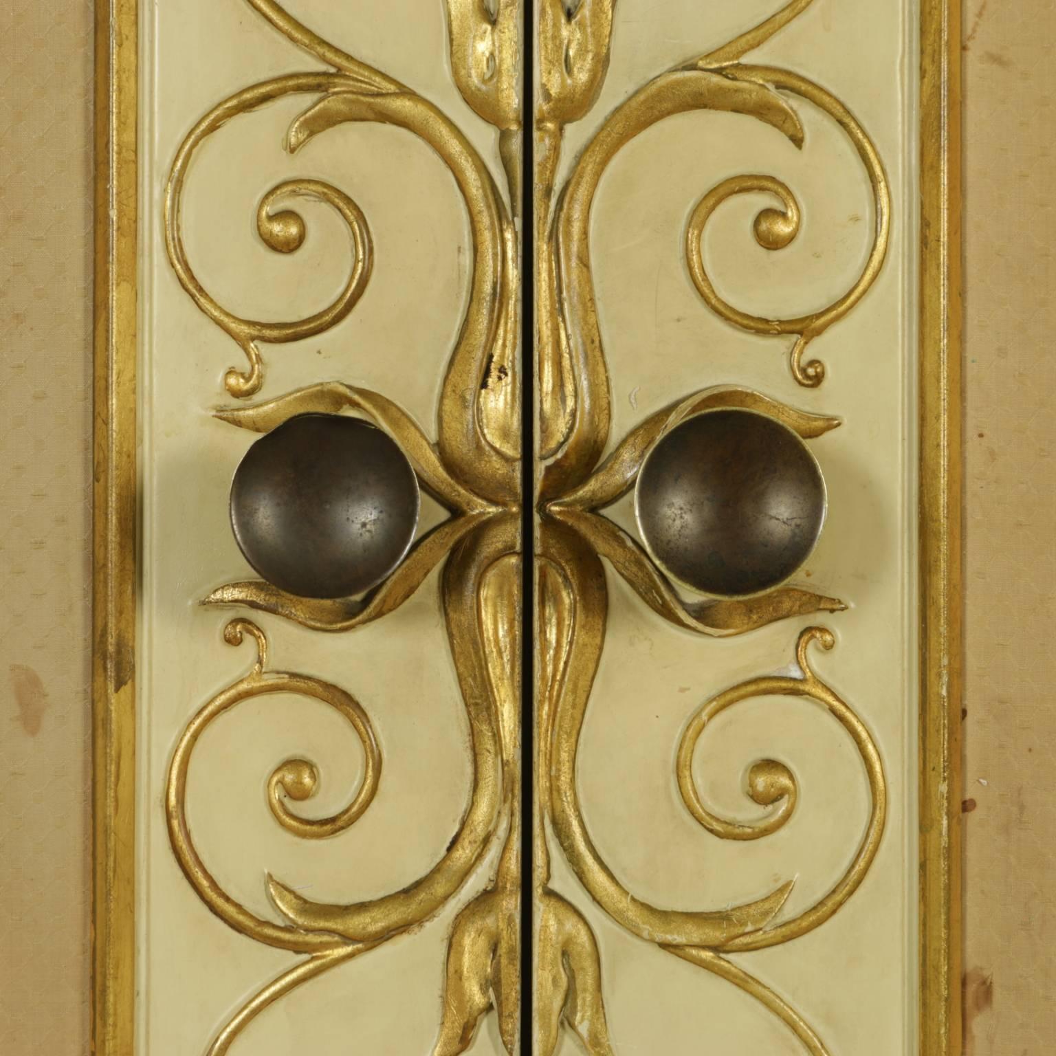 Mid-20th Century Cabinet Attributable to Osvaldo Borsani, Wood Brass, Italy, 1940s-1950s