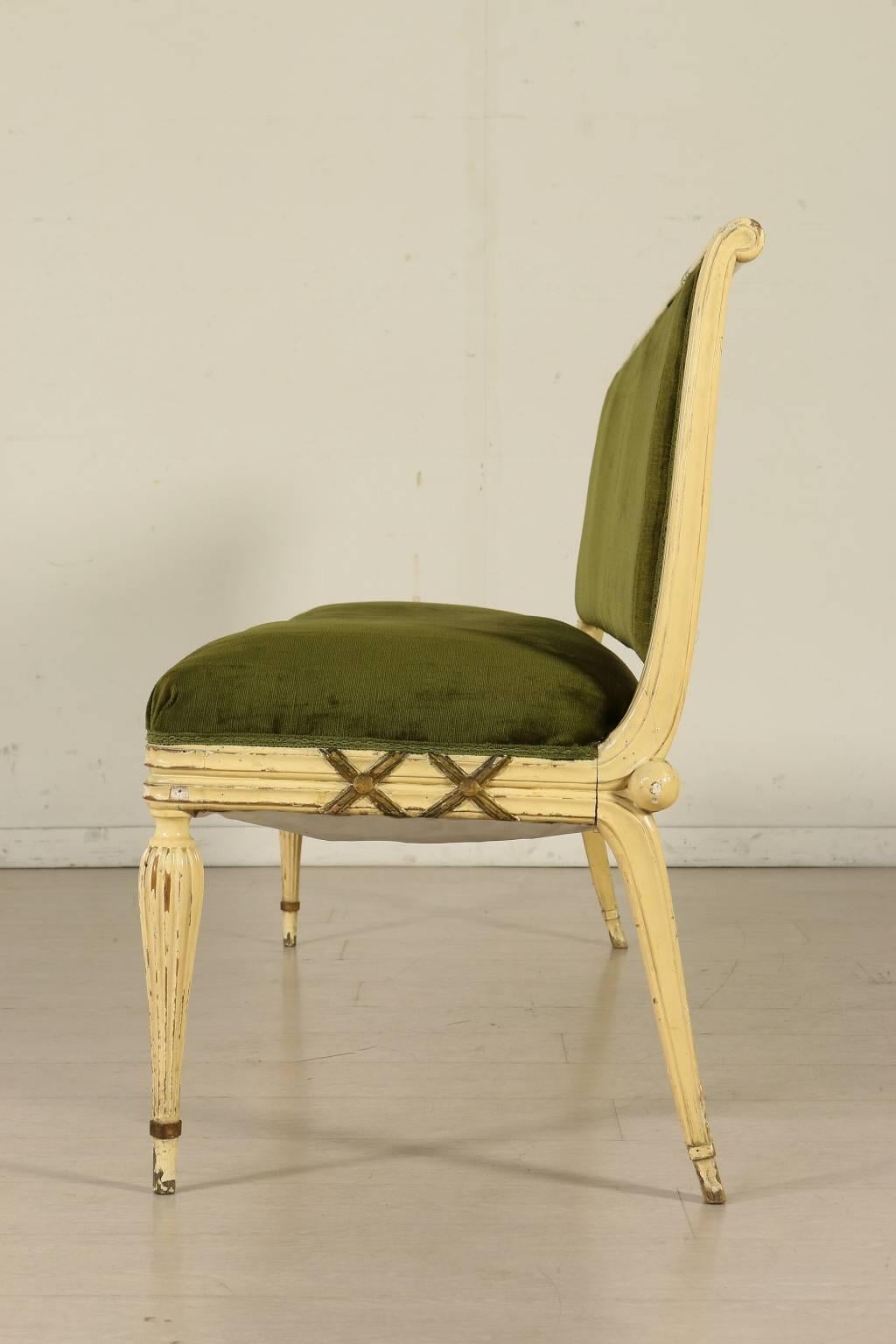 Mid-20th Century Sofa Attributable to Osvaldo Borsani, Wood Velvet, Italy, 1940s-1950s