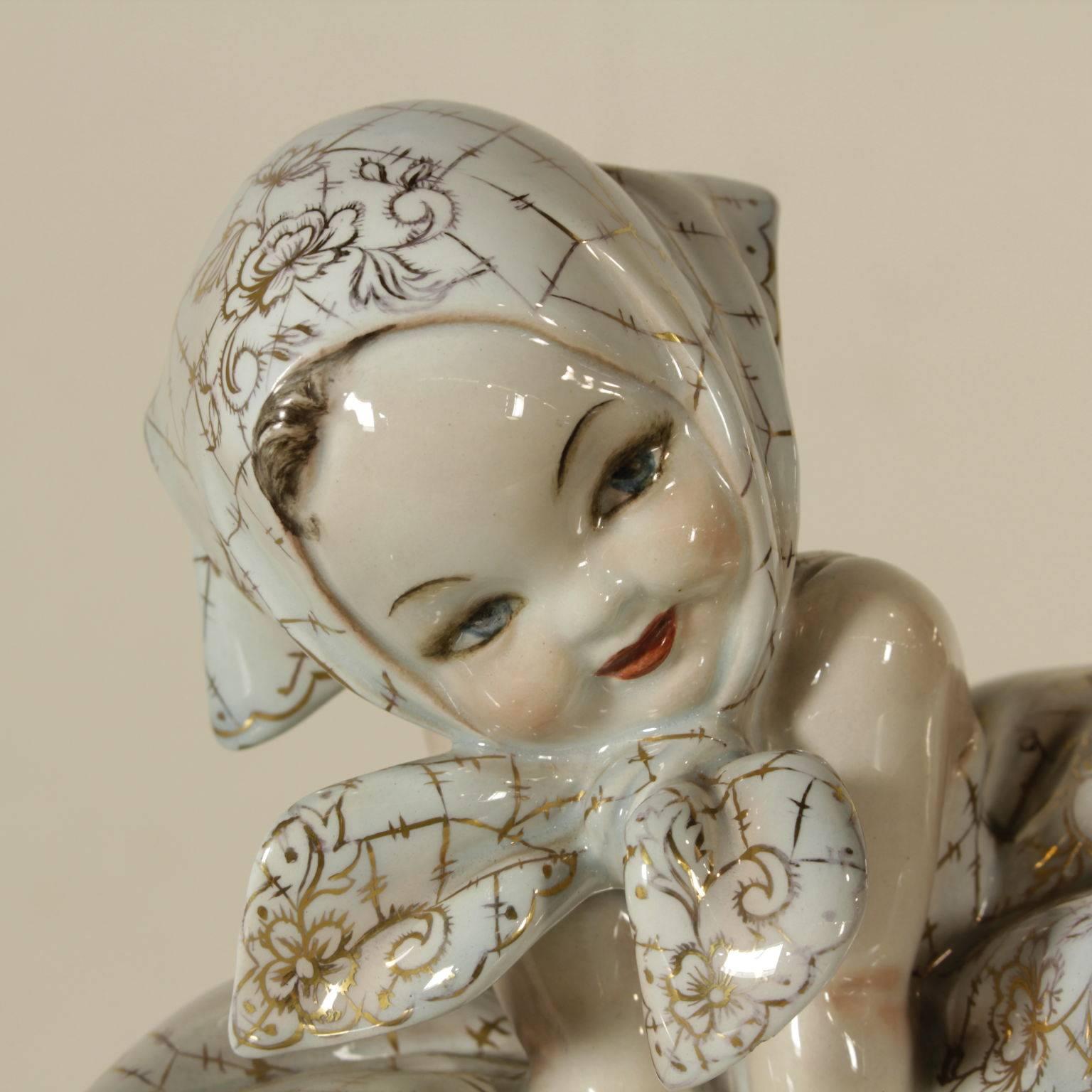 An enamelled ceramic sculpture designed and signed by Guido Cacciapuoti. Signature on the base. Manufactured in Italy, 1930s-1940s.
