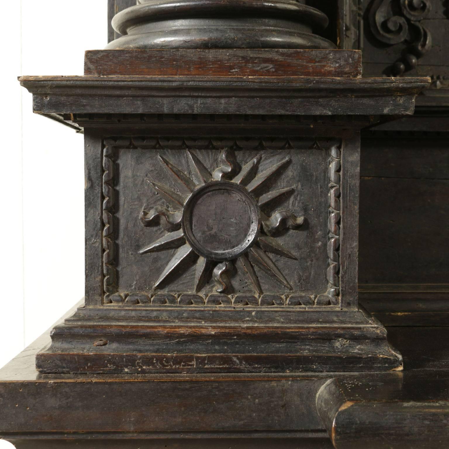 Large Renaissance Revival Walnut Veneered Bookcase, Italy, 19th Century 4