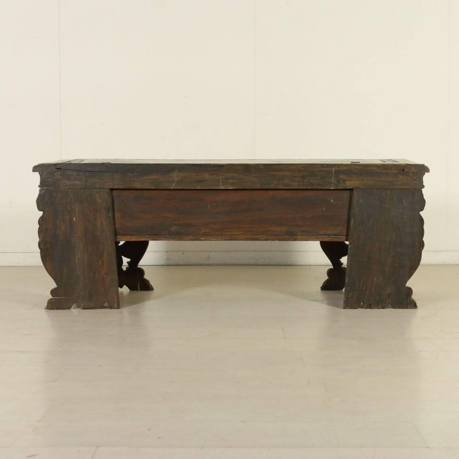 Richly Carved Walnut Bench Neo-Renaissance Style Italy 20th Century 6