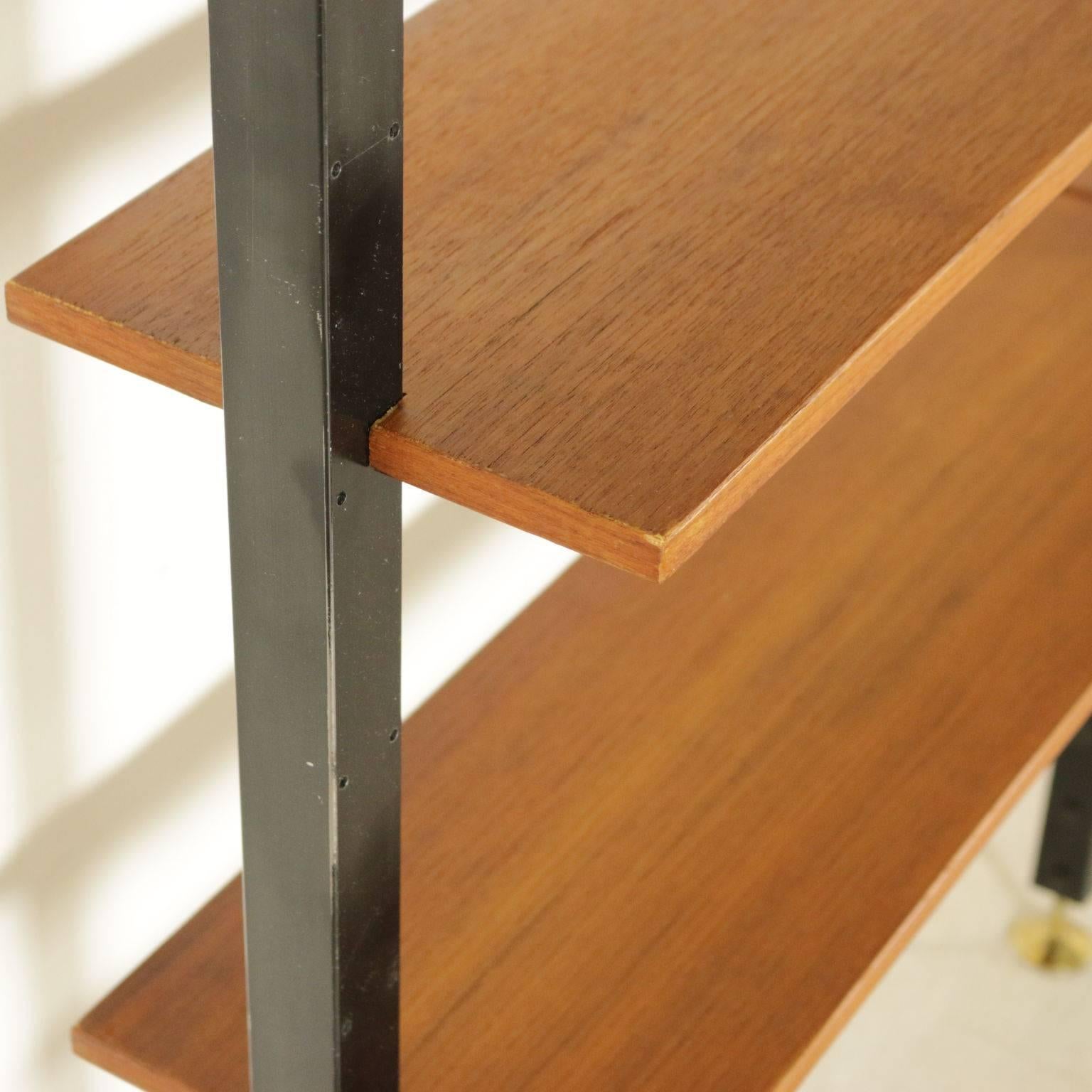 floor to ceiling adjustable shelves