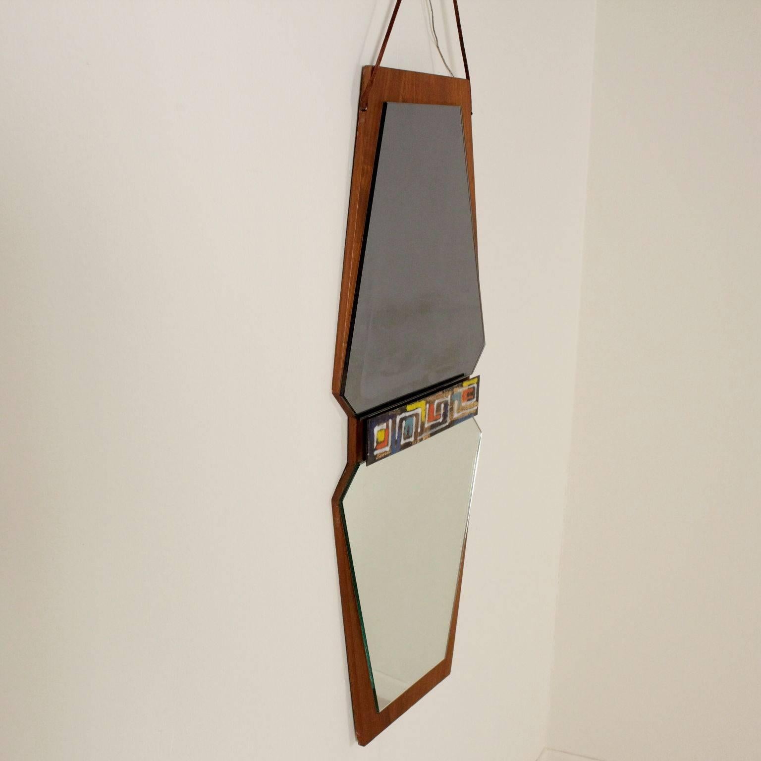 Wall Mirror on Wood Panel Teak Veneer Vintage Manufactured in Italy, 1960s In Good Condition In Milano, IT