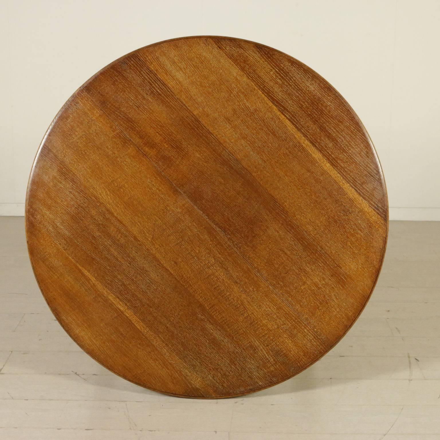 Round Table Oak Veneer Vintage Manufactured in Italy 1950s 1