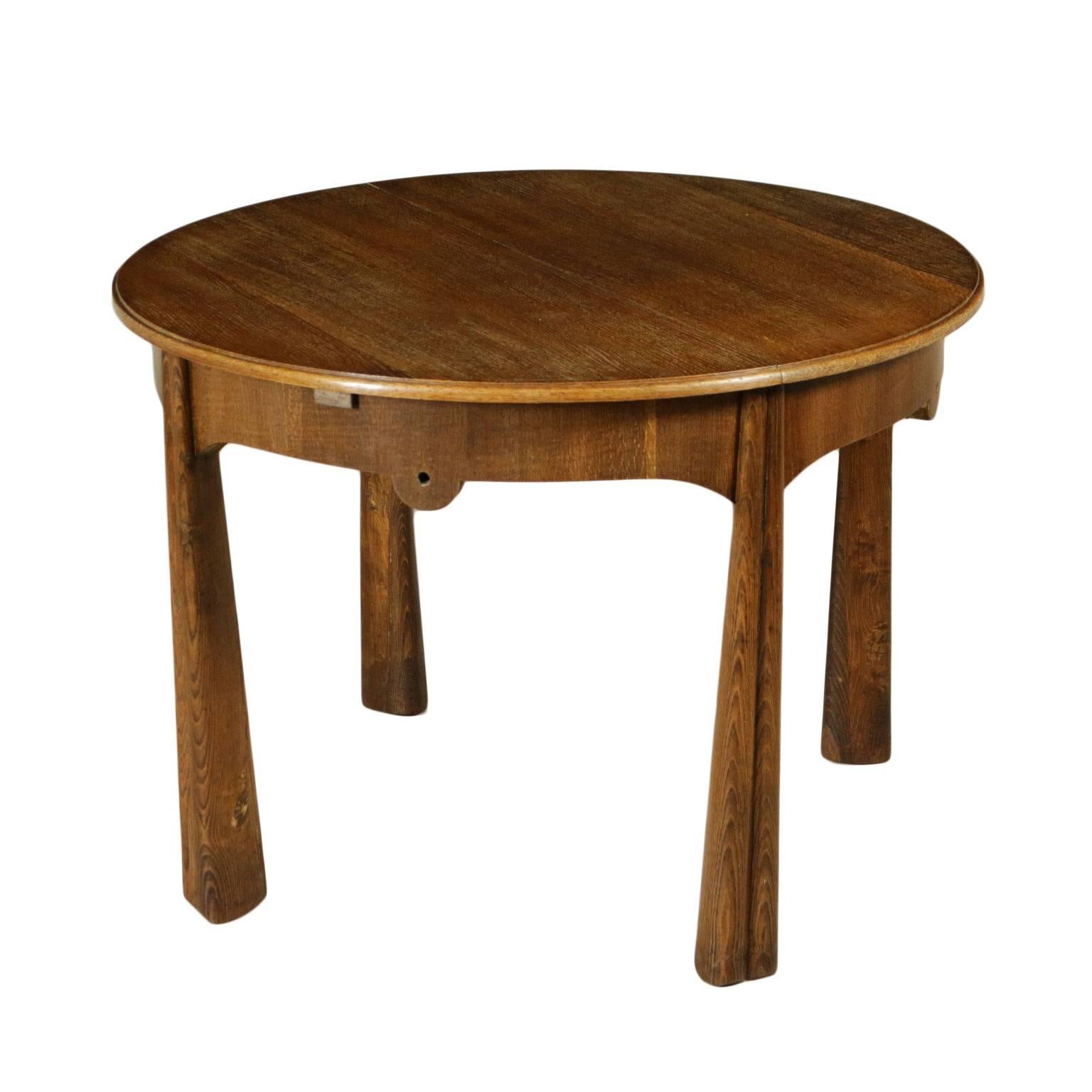 Round Table Oak Veneer Vintage Manufactured in Italy 1950s