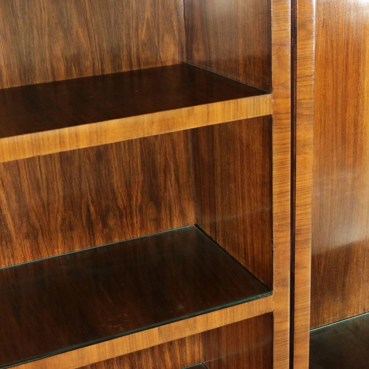 Bookcase Rosewood Veneer Glass Vintage Manufactured in Italy, 1940s In Good Condition In Milano, IT