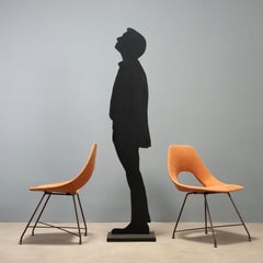 Six chaises des années 50-60, créées par Augusto Bozzi pour Saporiti, en métal et tissu.