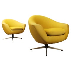 Paire de fauteuils pivotants de Carl Eric Klote pour Overman MFG, années 60, jaunes