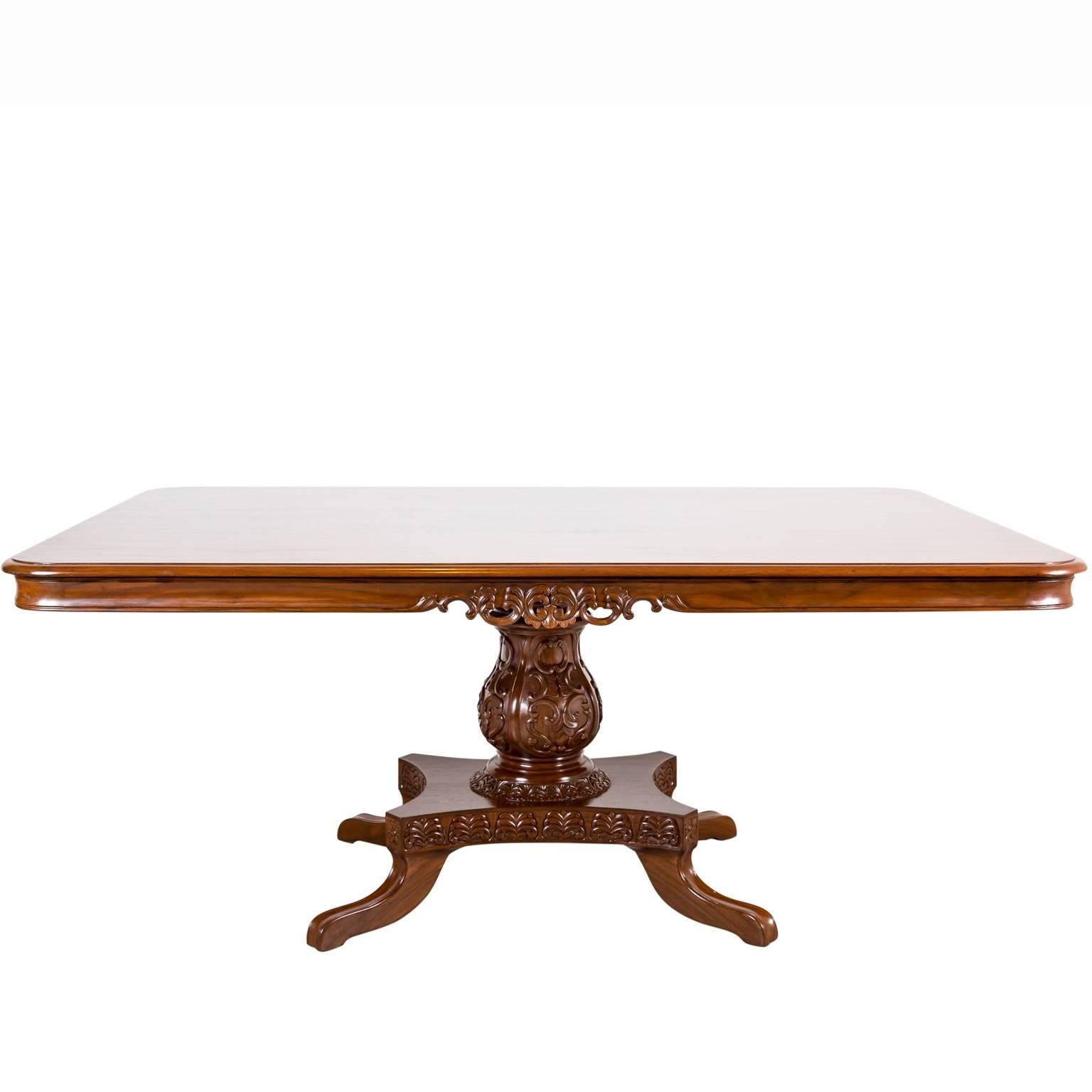 Antique Anglo-Indian or British Colonial Teak Wood Dining Table For Sale