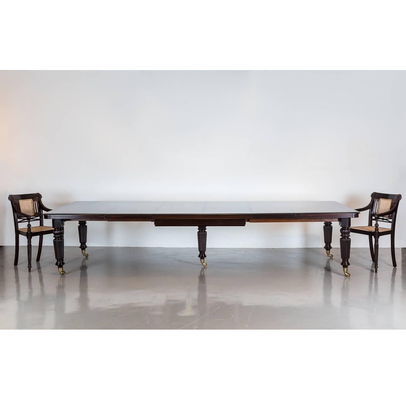 Antique Anglo-Indian Rosewood Extending Dining Table For Sale 6