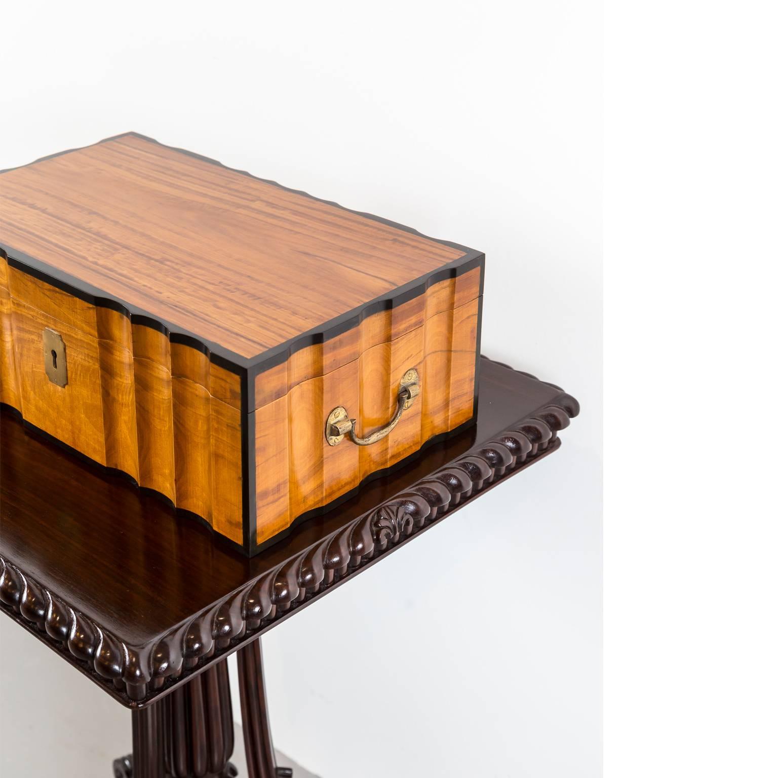 Antique Indo-Dutch or Dutch Colonial Satinwood and Ebony Writing Box In Excellent Condition In Singapore, SG