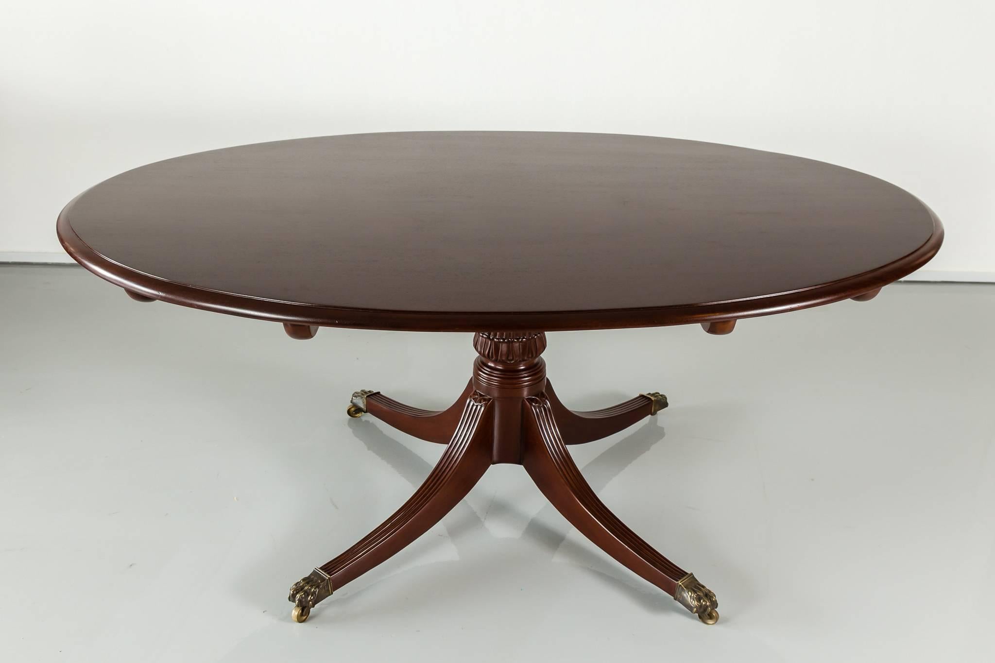 19th Century Antique Anglo-Indian or British Colonial Mahogany Oval Table For Sale