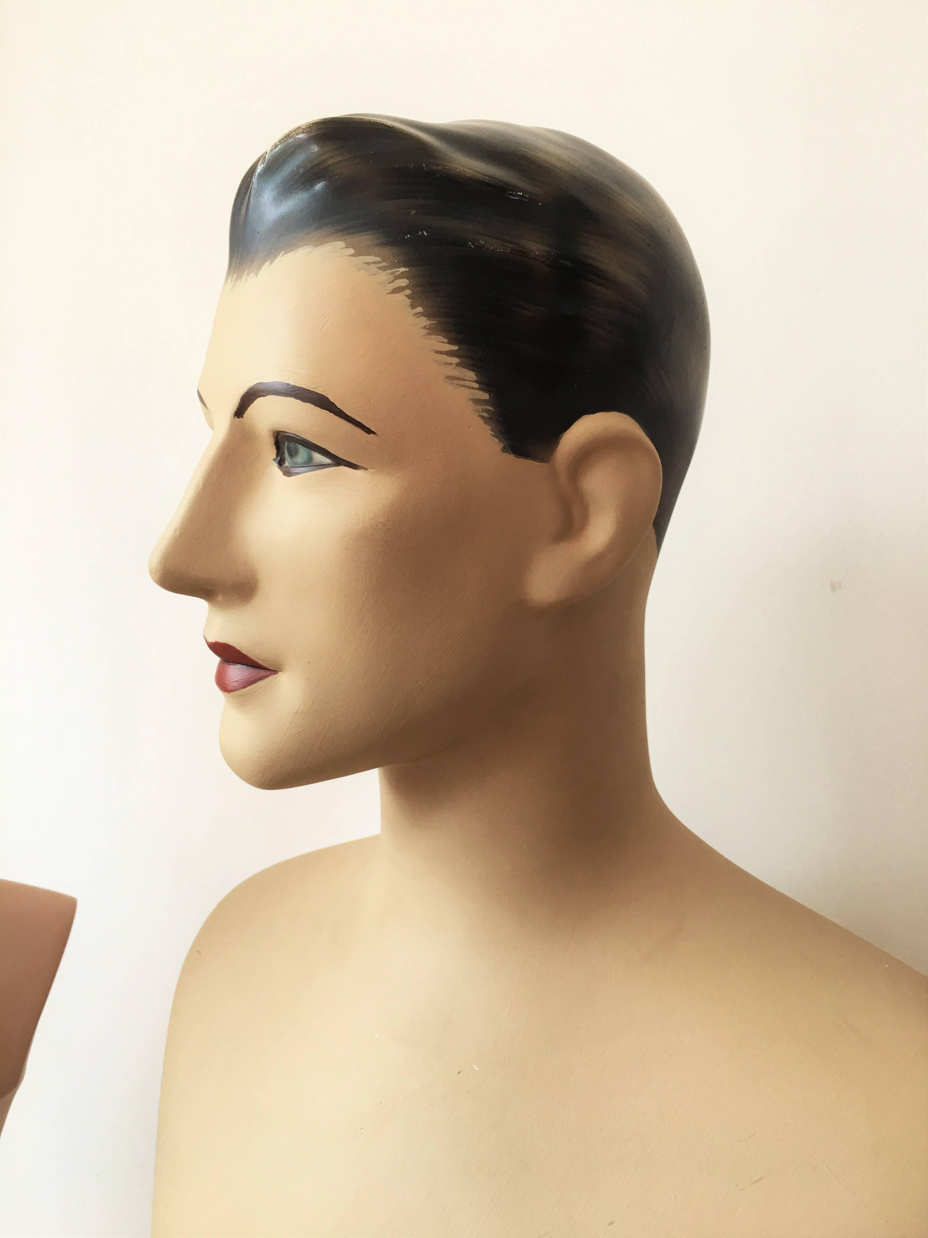 Art Deco plaster bust. Painted mannequin.
The item is on our Europe storage.