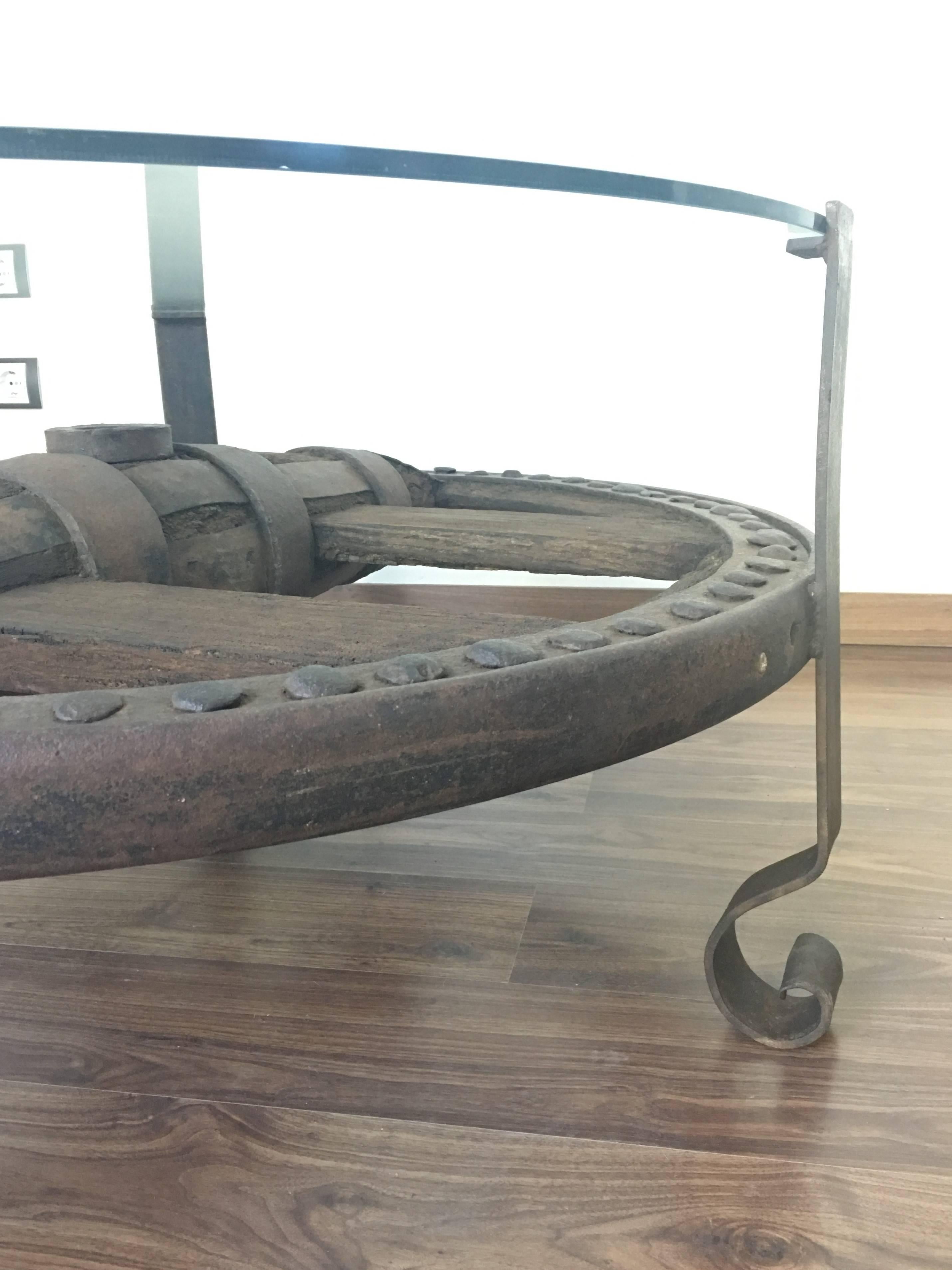 wagon wheel table with glass top