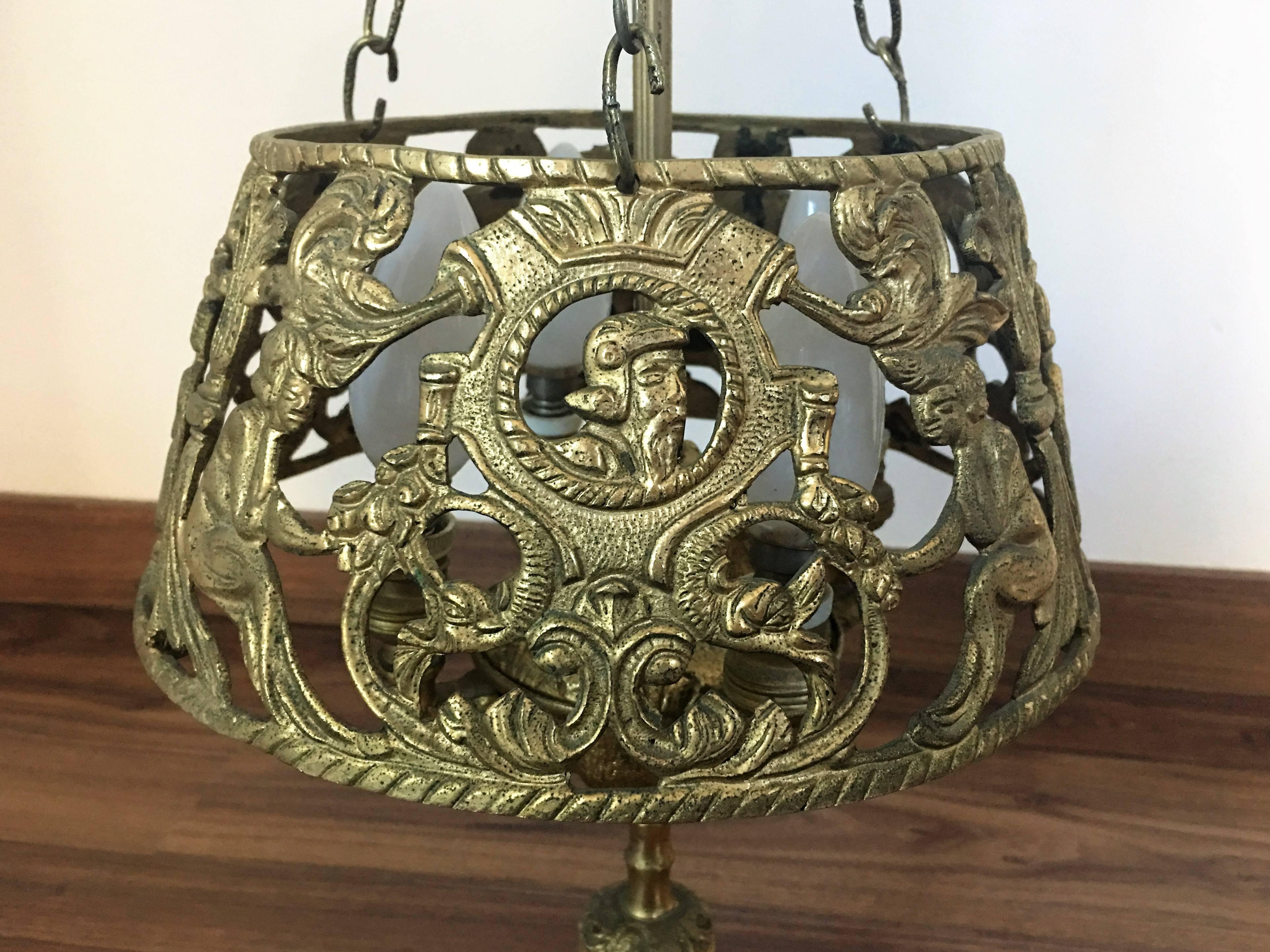 Neoclassical French Bouillotte Gilt Bronze Lamp Depicting Noble Knight