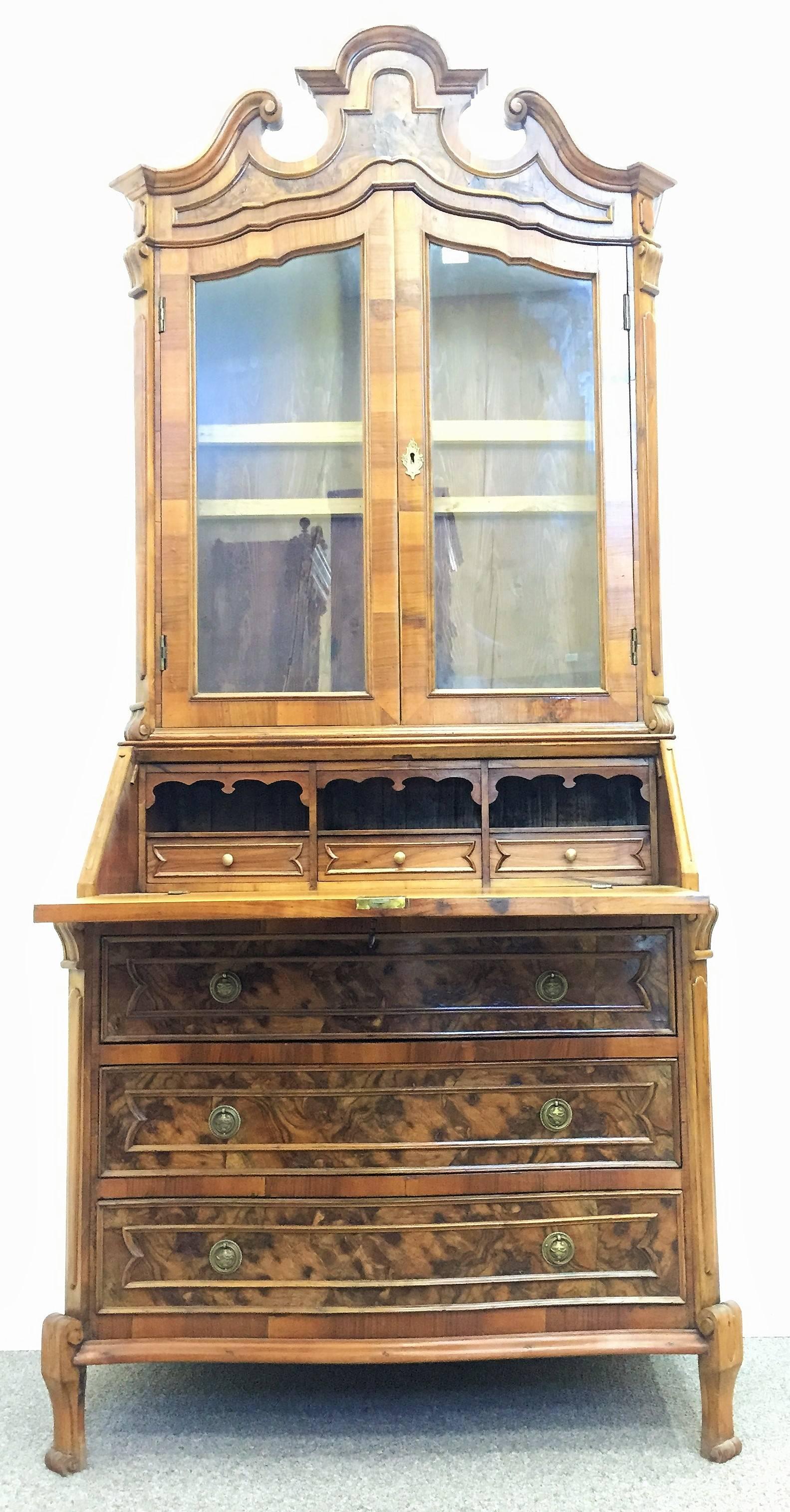 Late 18th Century English George III Mahogany Bureau Bookcase ‘Secretaire’ For Sale 1
