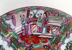 20th Century, Chinese Porcelain Plates