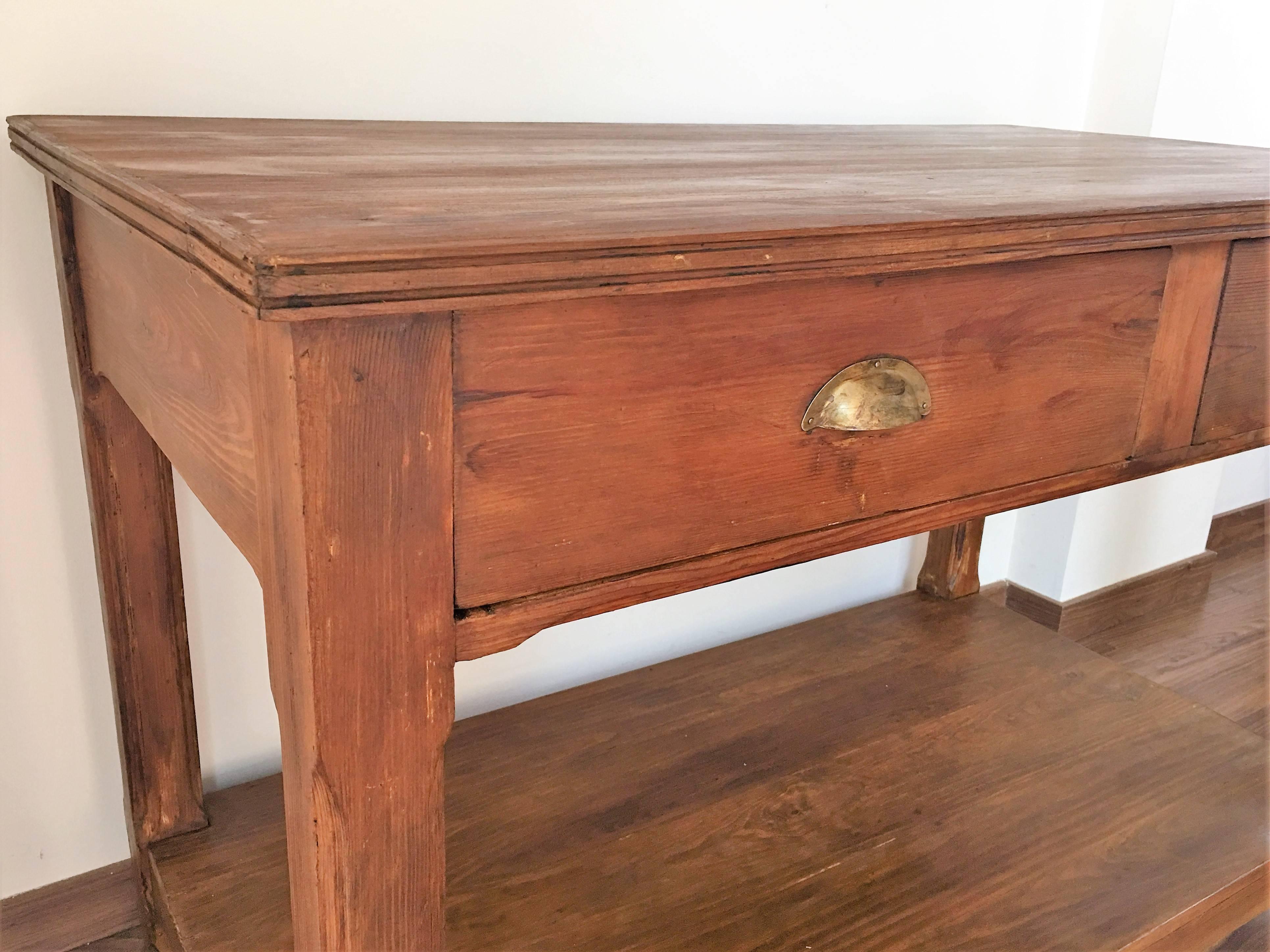 20th Century Pine Kitchen Table, Country Farm Table with Two Drawers In Excellent Condition In Miami, FL