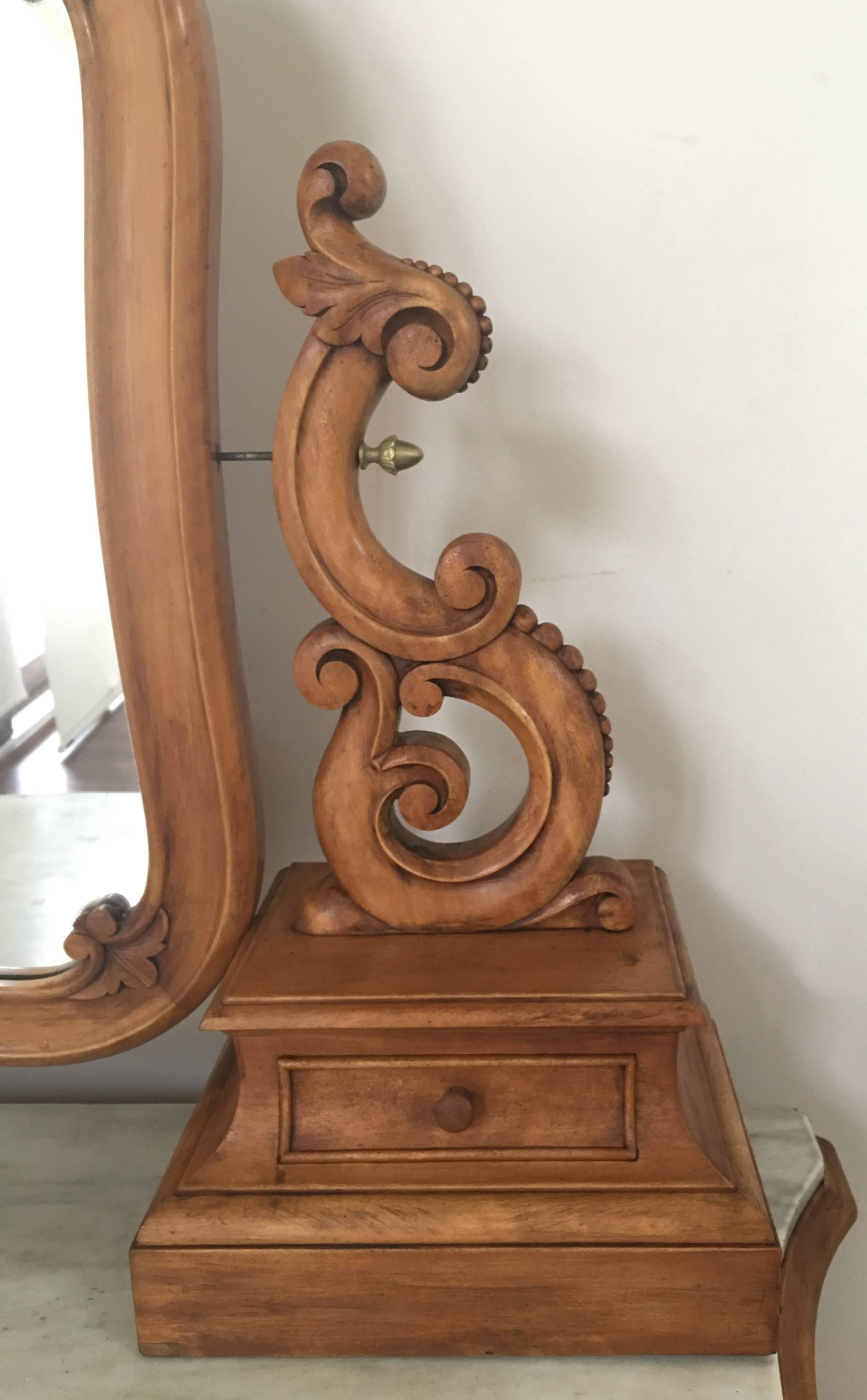 Carved Victorian Mahogany Vanity or Dresser Table with Attached Mirror In Excellent Condition In Miami, FL