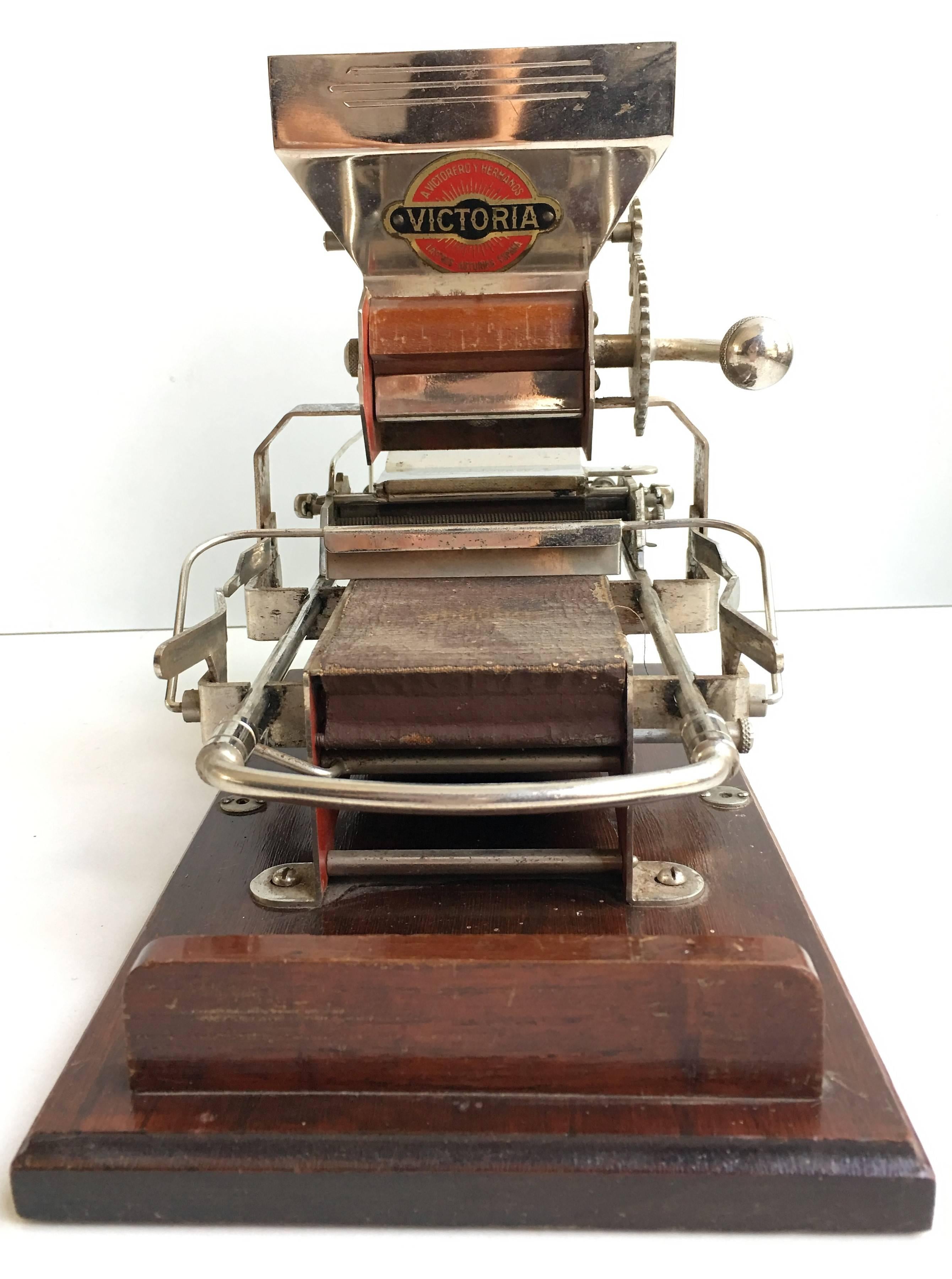 Art Deco 1920 Vintage Automatic Machine for Rolling Tobacco