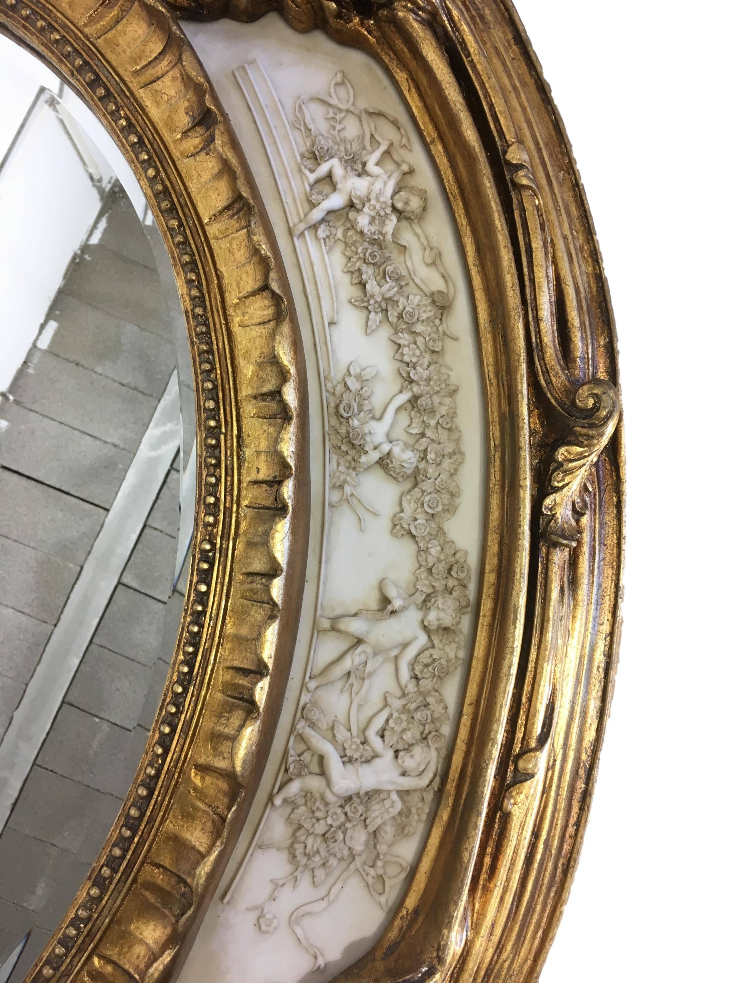 19th French Empire Period Gilt Wood Oval Mirror with Carved Marble In Excellent Condition In Miami, FL