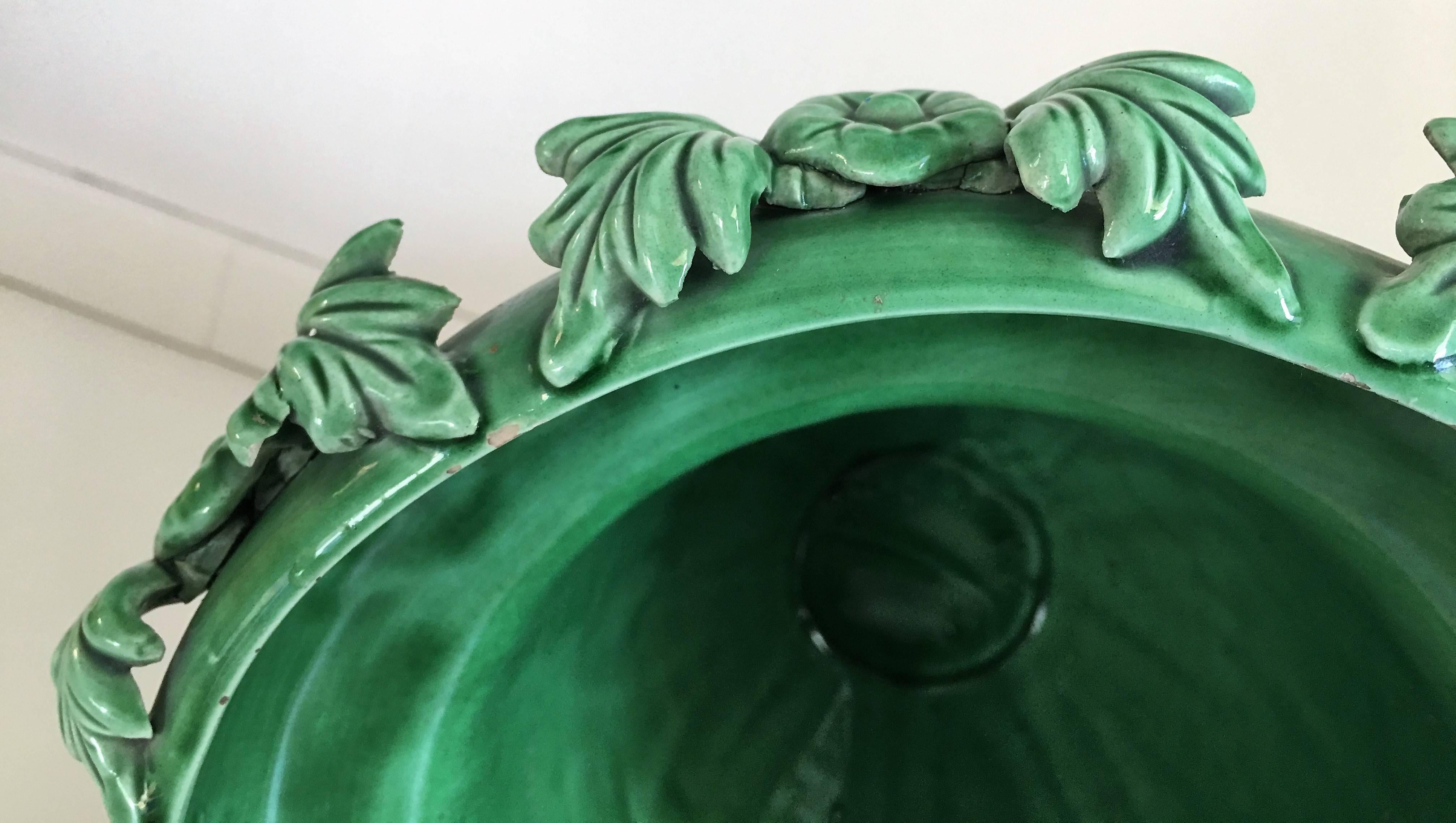 20ième siècle Jardinière ou vase en céramique Art nouveau français vers 1910 en vente