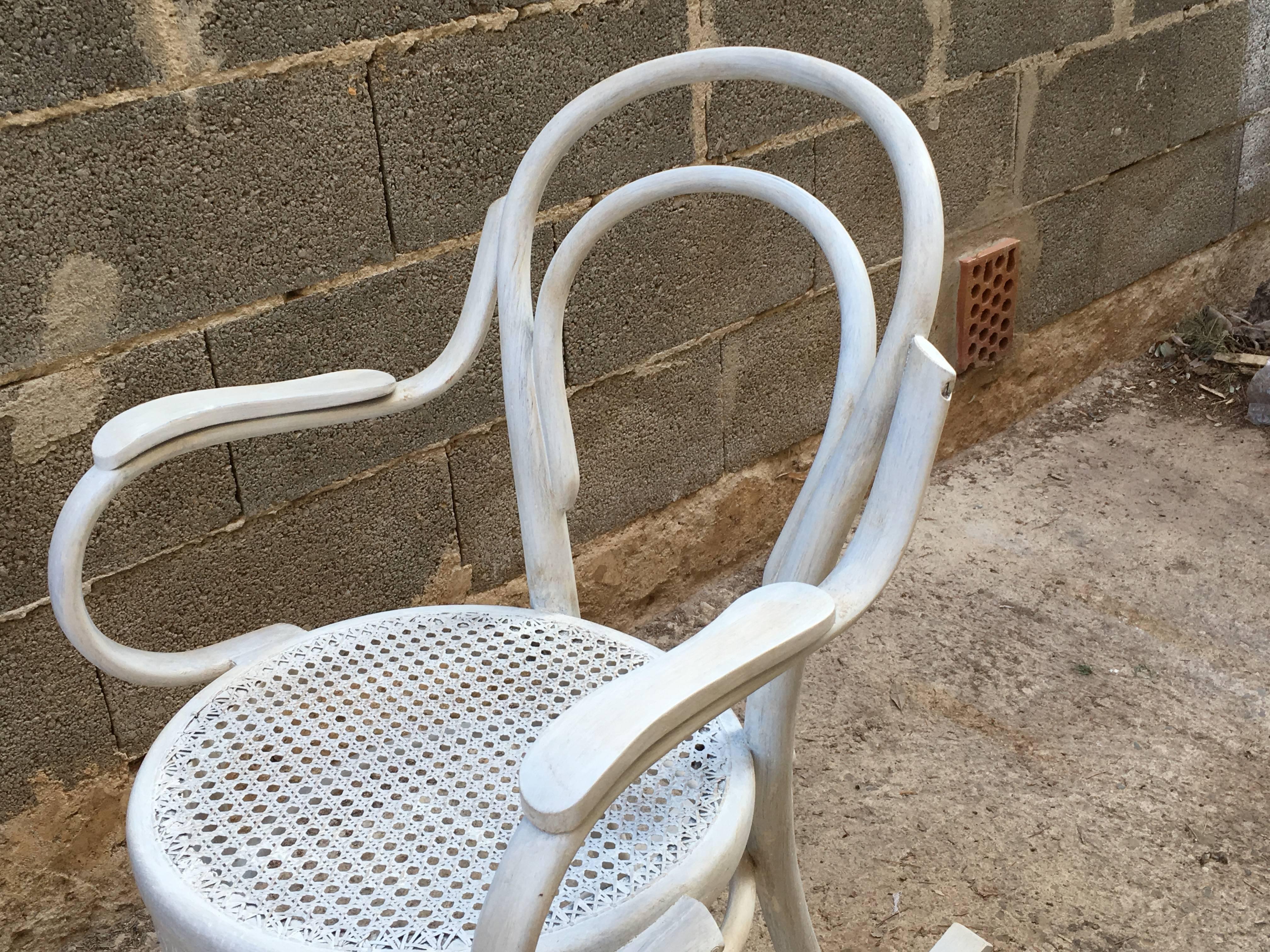 20th Century White Patina Bentwood Rocking Chair Thonet Style For Sale 2