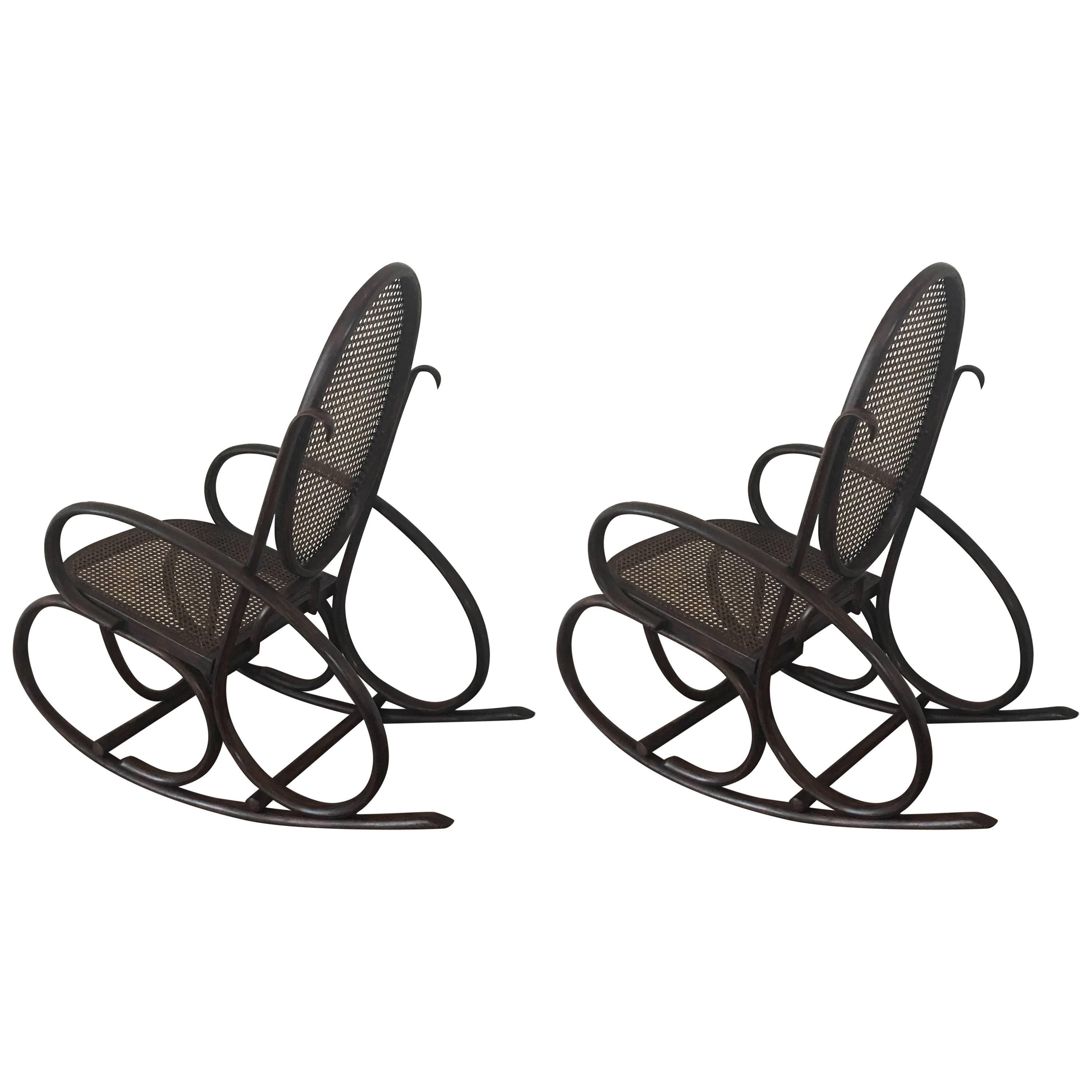 Midcentury Elegant Rattan Pair of Rocking Chairs in the Thonet Style