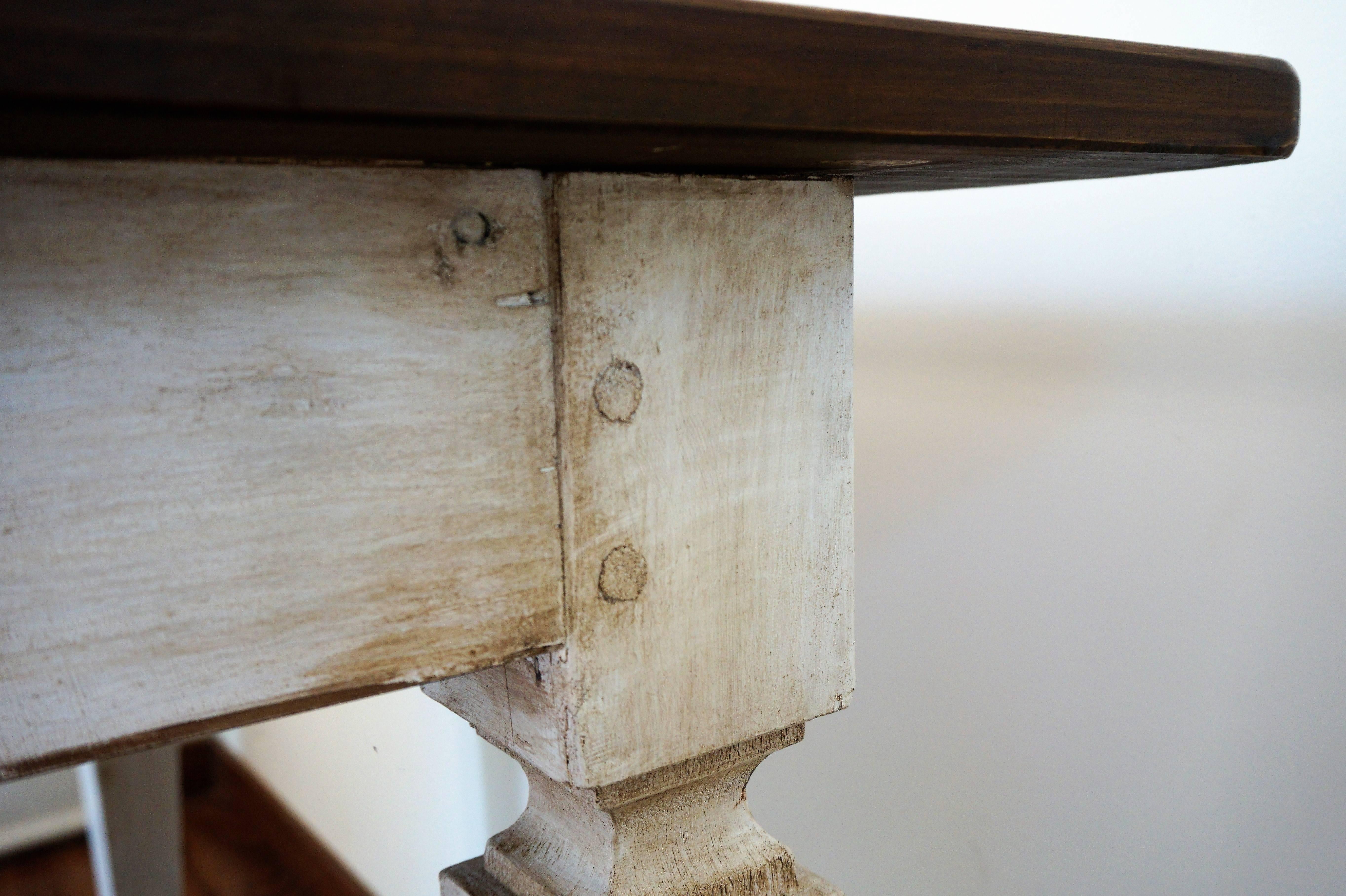 20th French White Painted Dining Farm Table For Sale 2