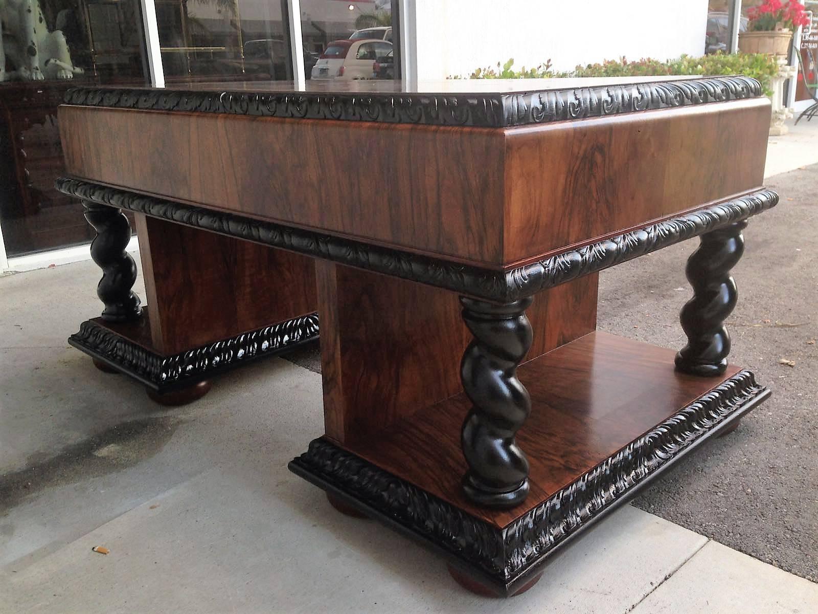 Important Art Deco Desk Table in Walnut with Black Glass Top In Distressed Condition In Miami, FL