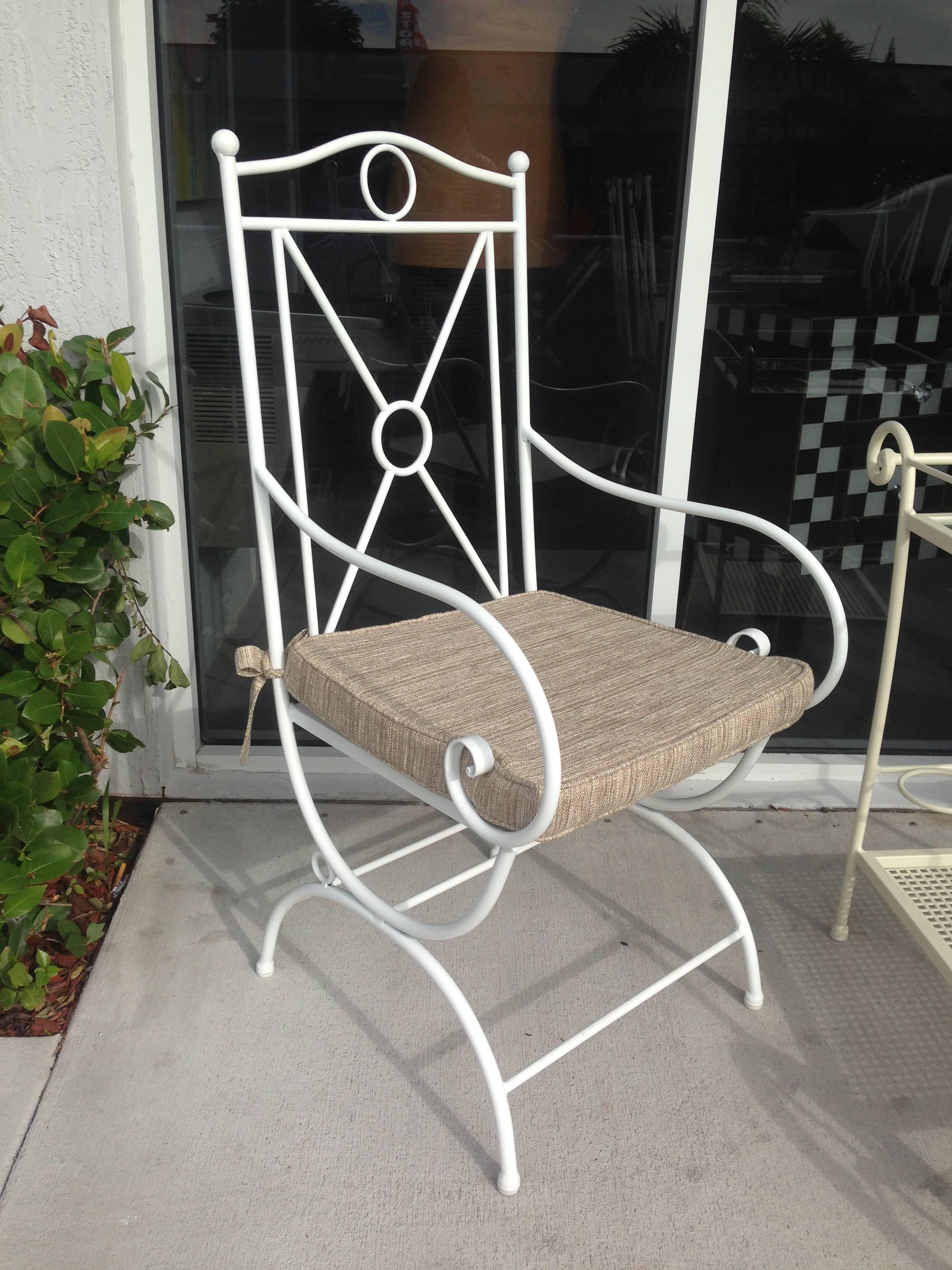 Handmade White Wrought Iron Patio Dining Set.Garden furniture In Excellent Condition In Miami, FL