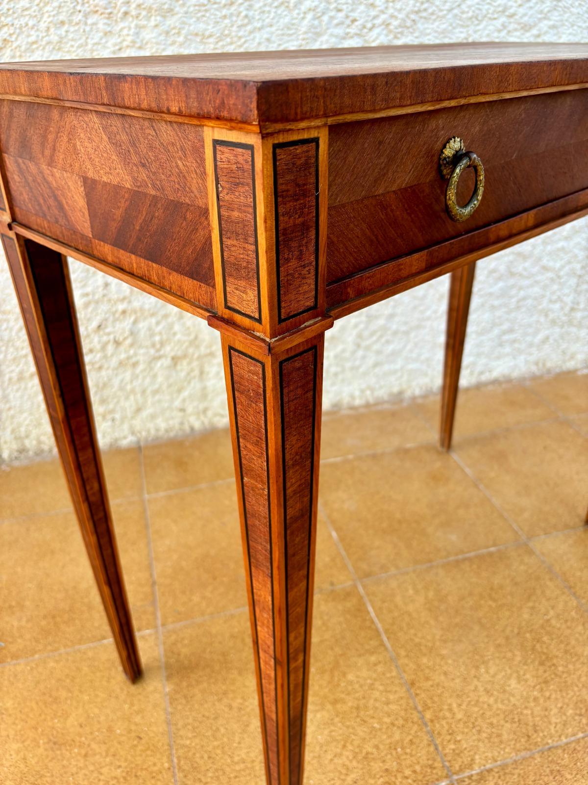 French Walnut Veneer Table, 1940s For Sale 3