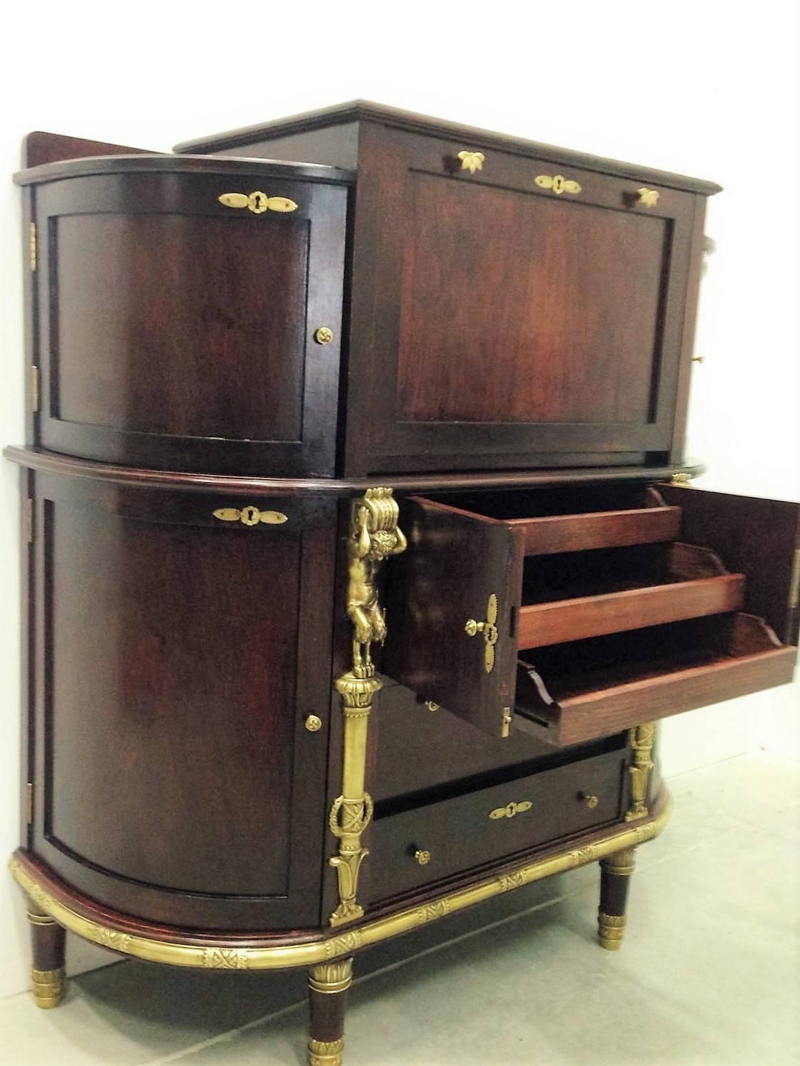 Mahogany Regency Bar Cabinet/Side Cabinet In Excellent Condition In Miami, FL