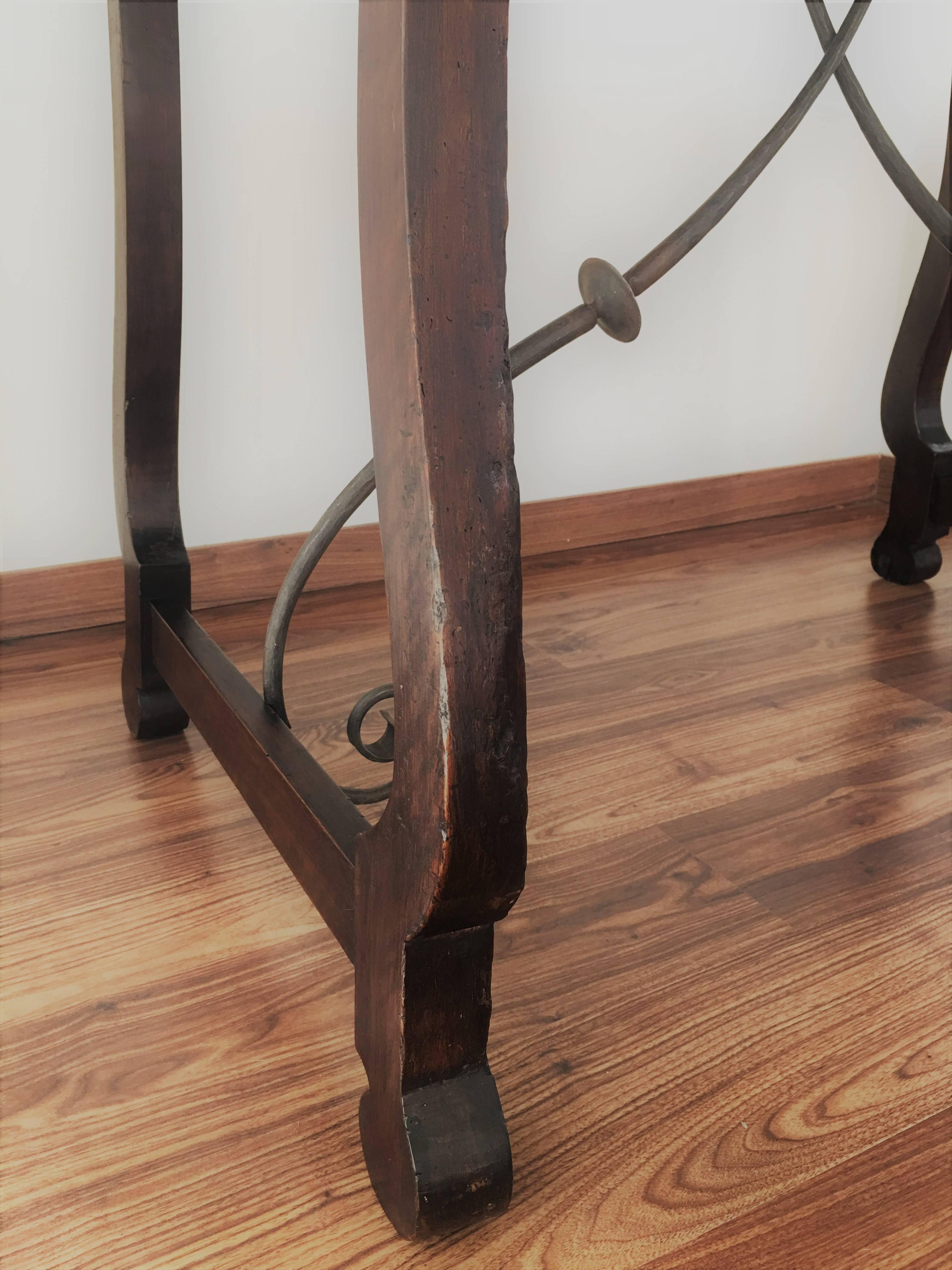 18th Century Spanish Baroque Trestle-Refectory Table on Lyre-Shaped Legs 2