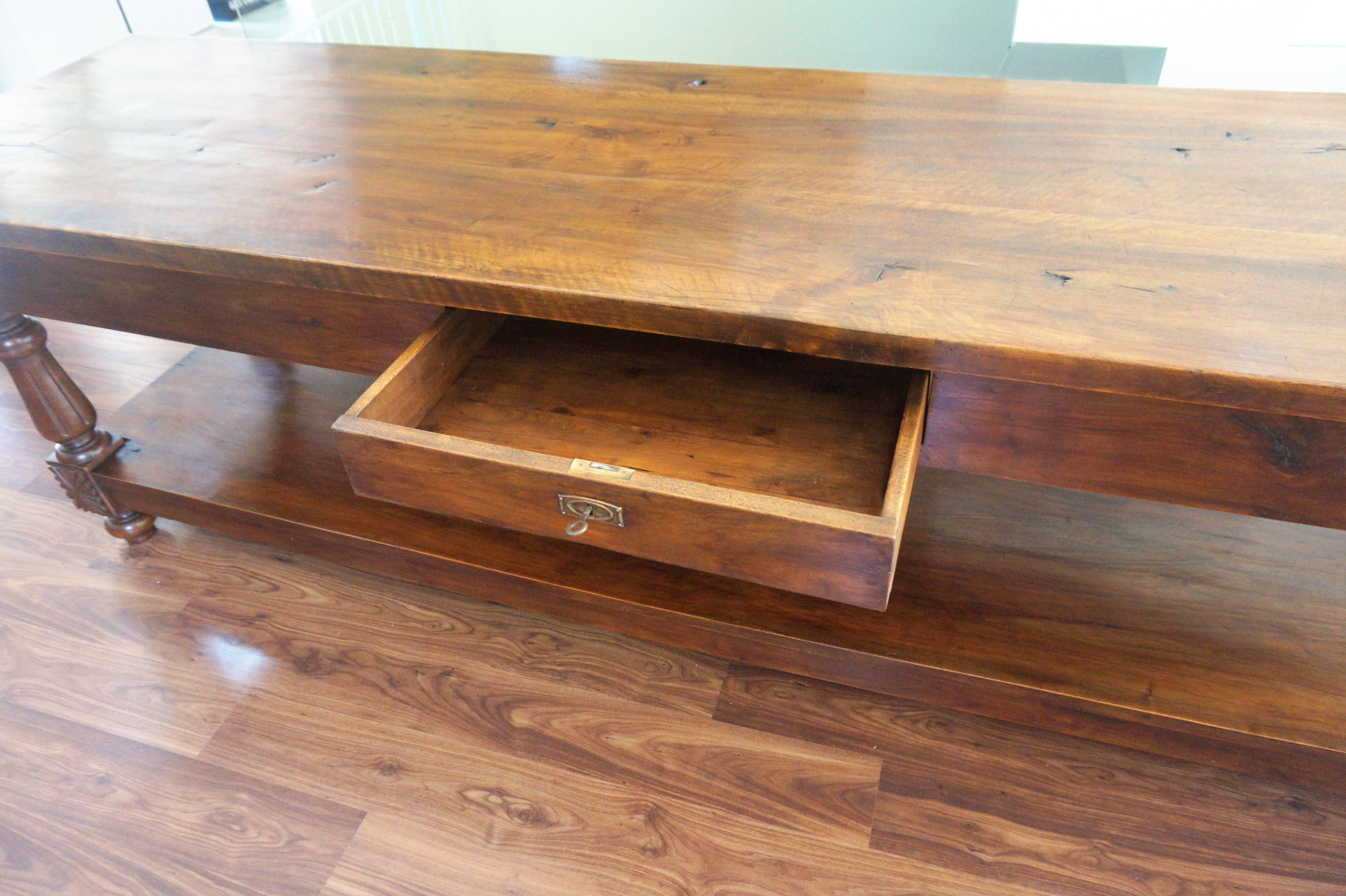 Large 19th Century Spanish Refectory Walnut Farm Draper´s Table or Console 3