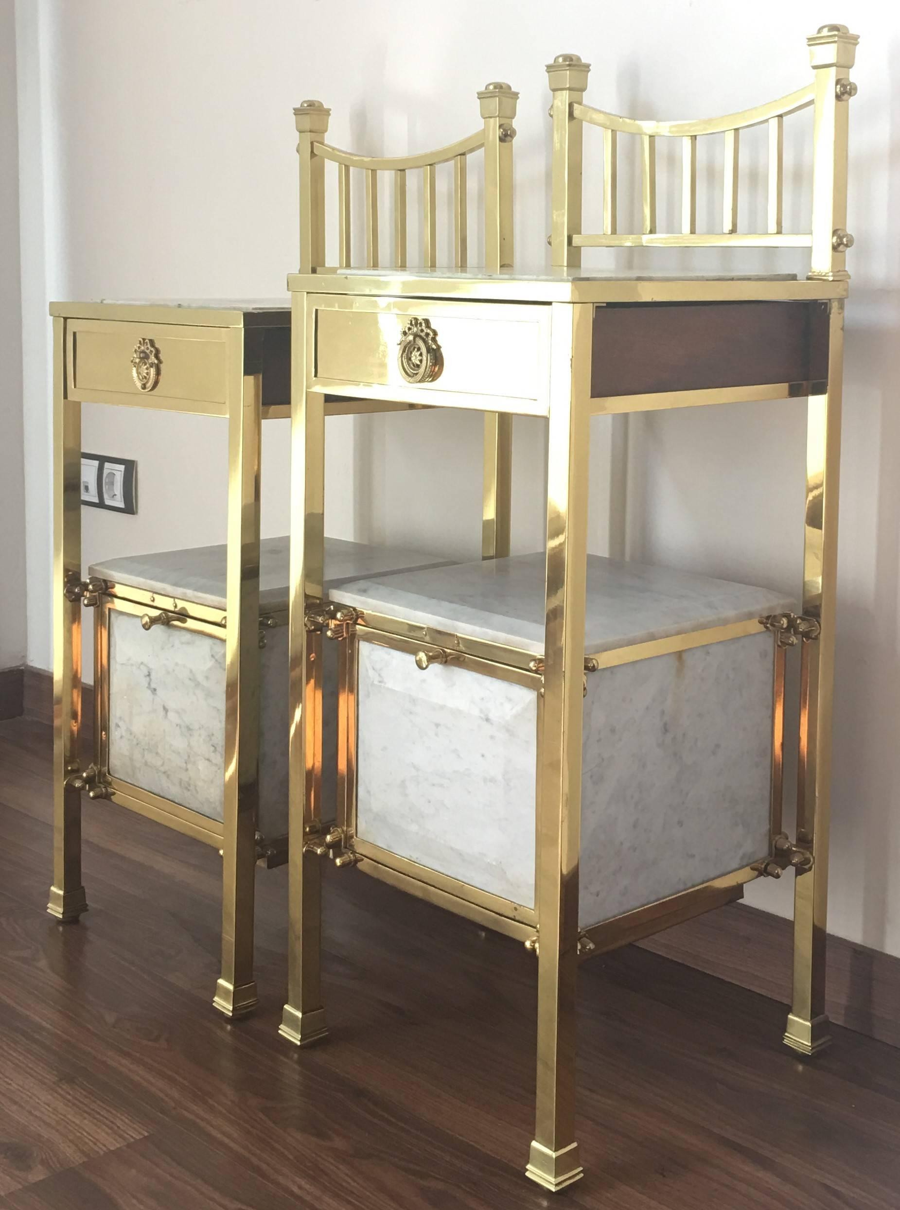 Art Deco Pair of 1920s Brass and Marble Nightstands