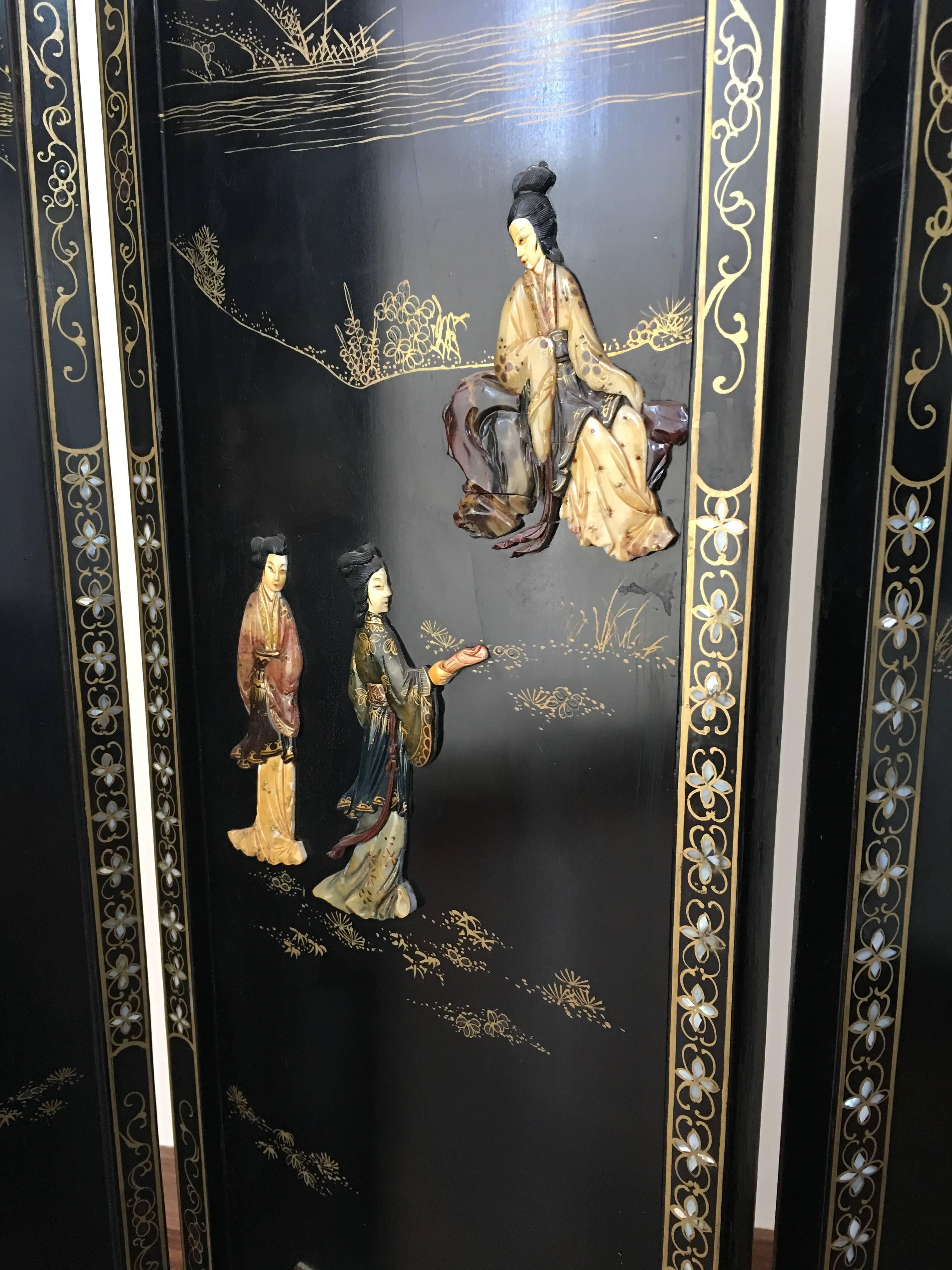 20th Century Pair of Four-Panel Reversible French Chinoiserie Coromandel Screens Paris, 1920s For Sale