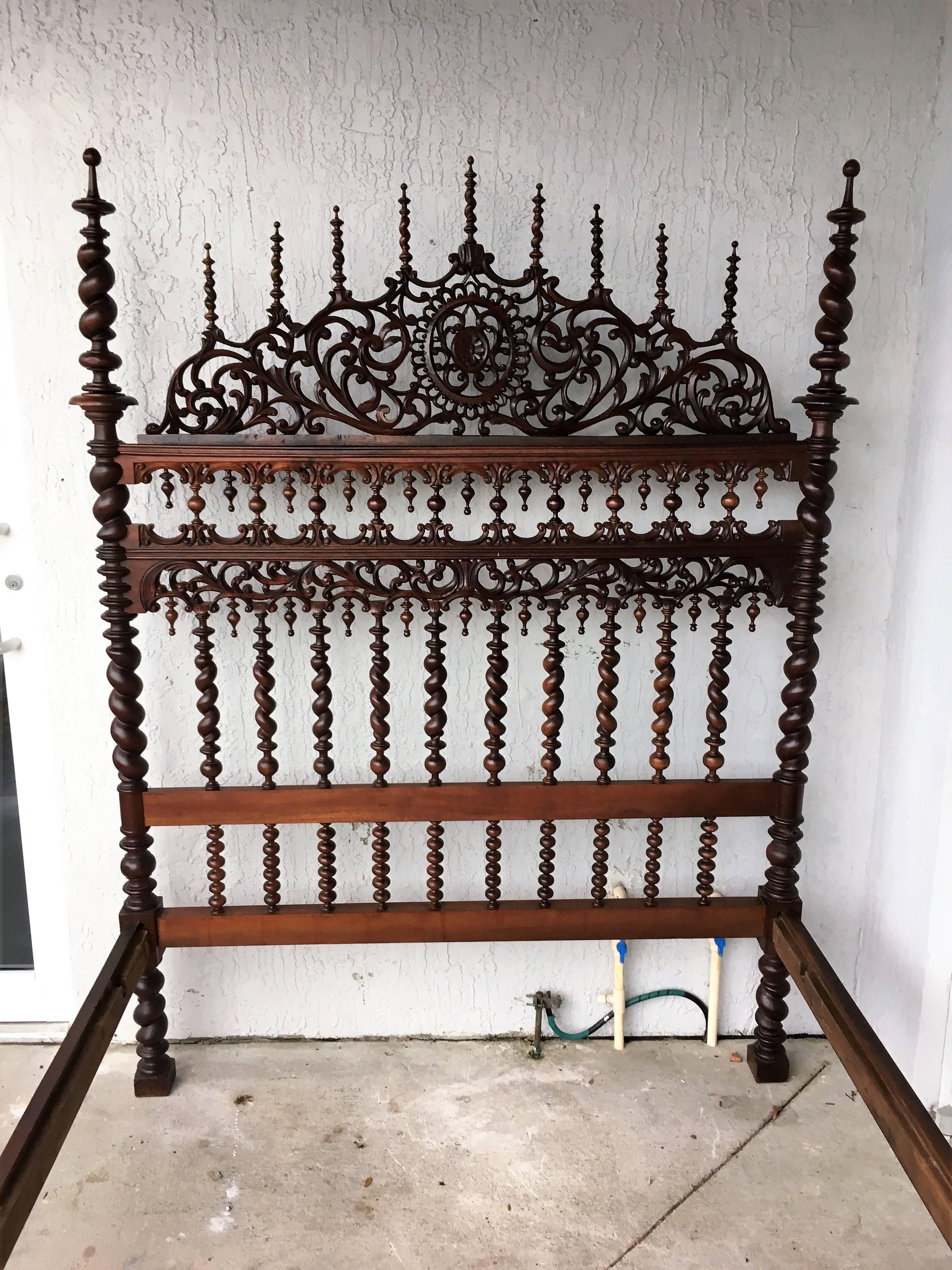 18th Century Baroque Full Bed, Original Lisbon Bed 1