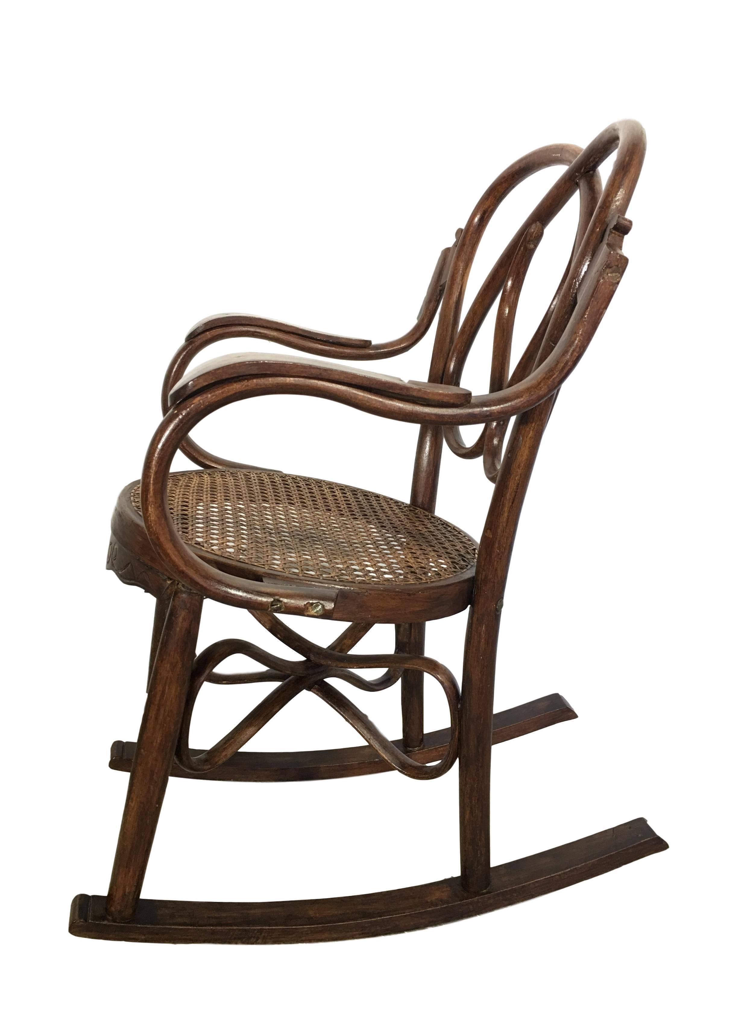 Colonial Revival 19th Century Pair of Bentwood Rocking Chairs in Style of Jacob & Josef For Sale