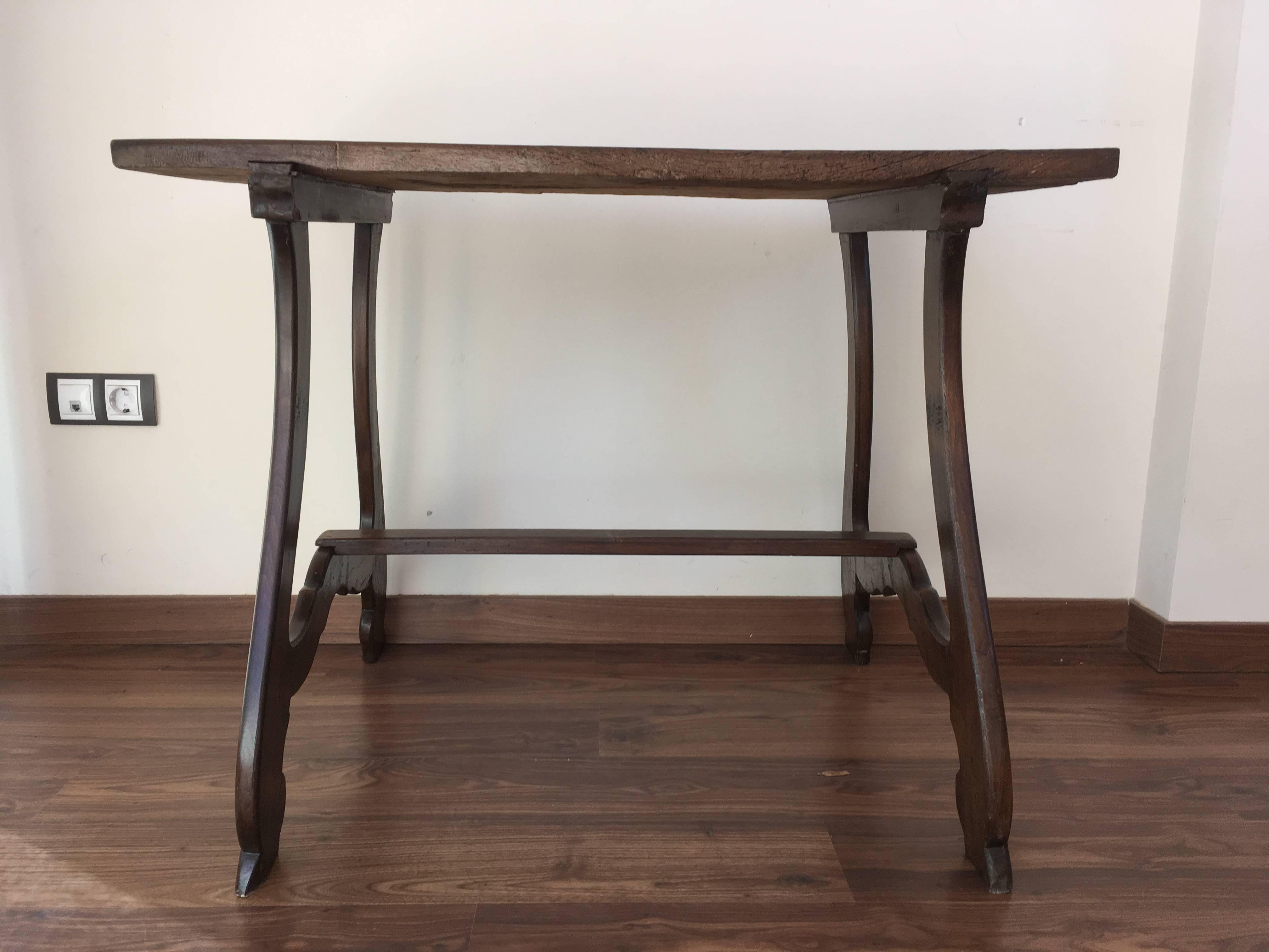 19th Spanish Farm Table or Desk Table In Excellent Condition In Miami, FL