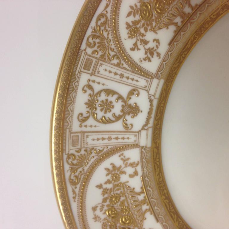 Set of Ten Elegant Gilt Encrusted Dinner Plates For Sale at 1stDibs
