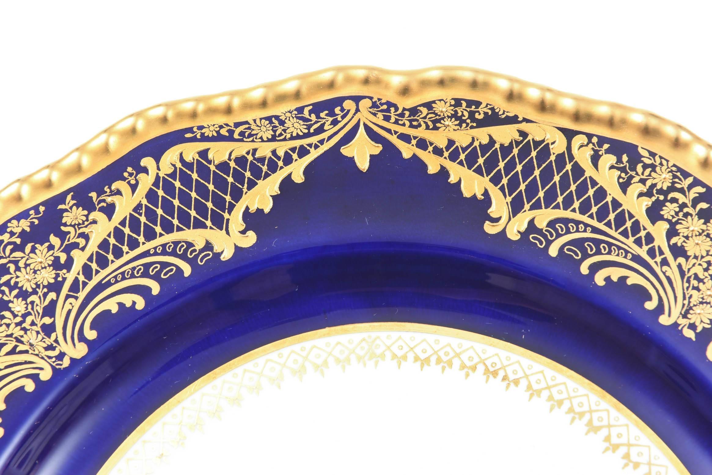 12 Stunning Cobalt Blue Gilt Encrusted Dinner or Presentation Plates, Medallion 1