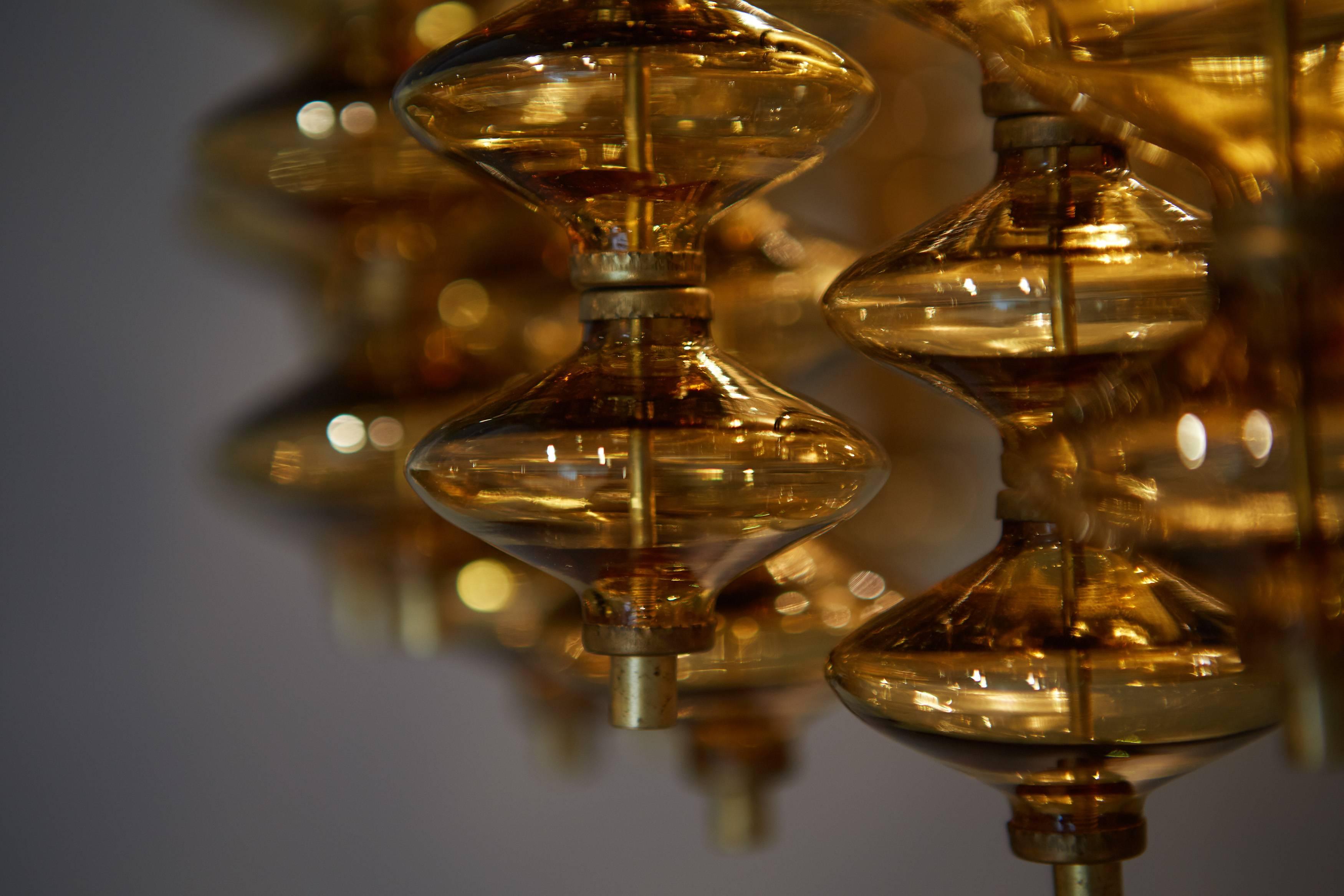 Pair of Chandeliers by Hans-Agne Jakobsson, circa 1970 In Excellent Condition For Sale In Paris, FR