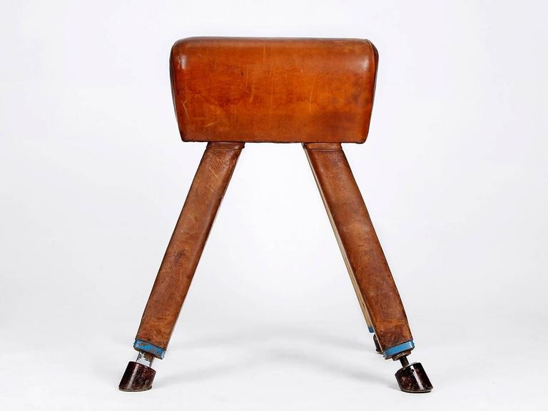 Leather and Wood Vaulting Horse from the 1930s For Sale at 1stDibs