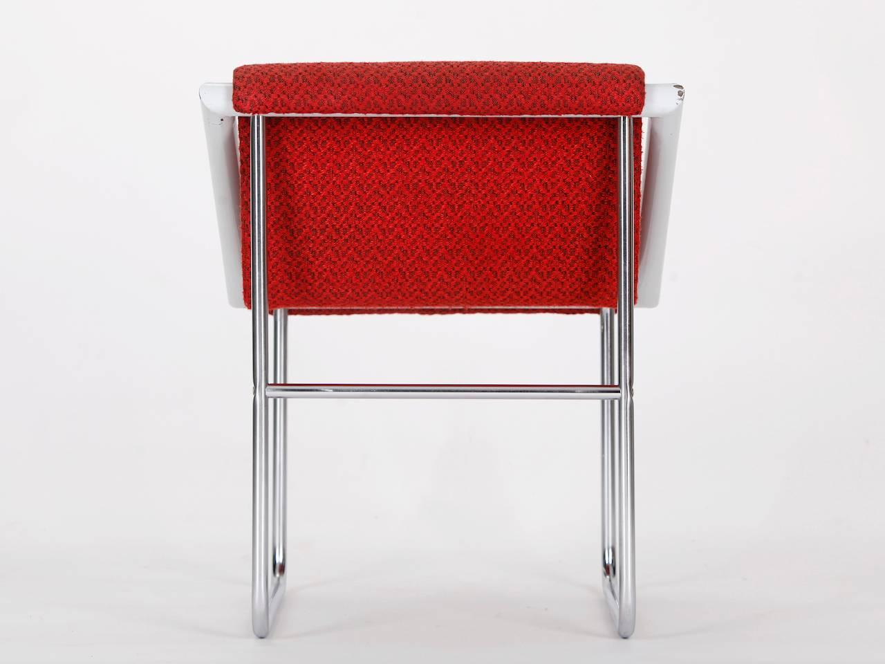 Czech Tubular Steel Ladies Chair, 1960 In Good Condition For Sale In Wien, AT