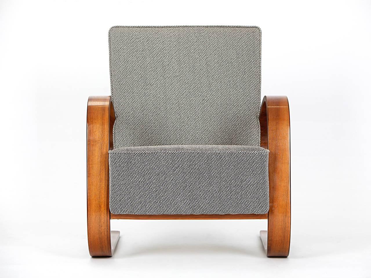 Mid-Century Modern Czech Cantilever Lounge Chair by Miroslav Navratil, 1950s